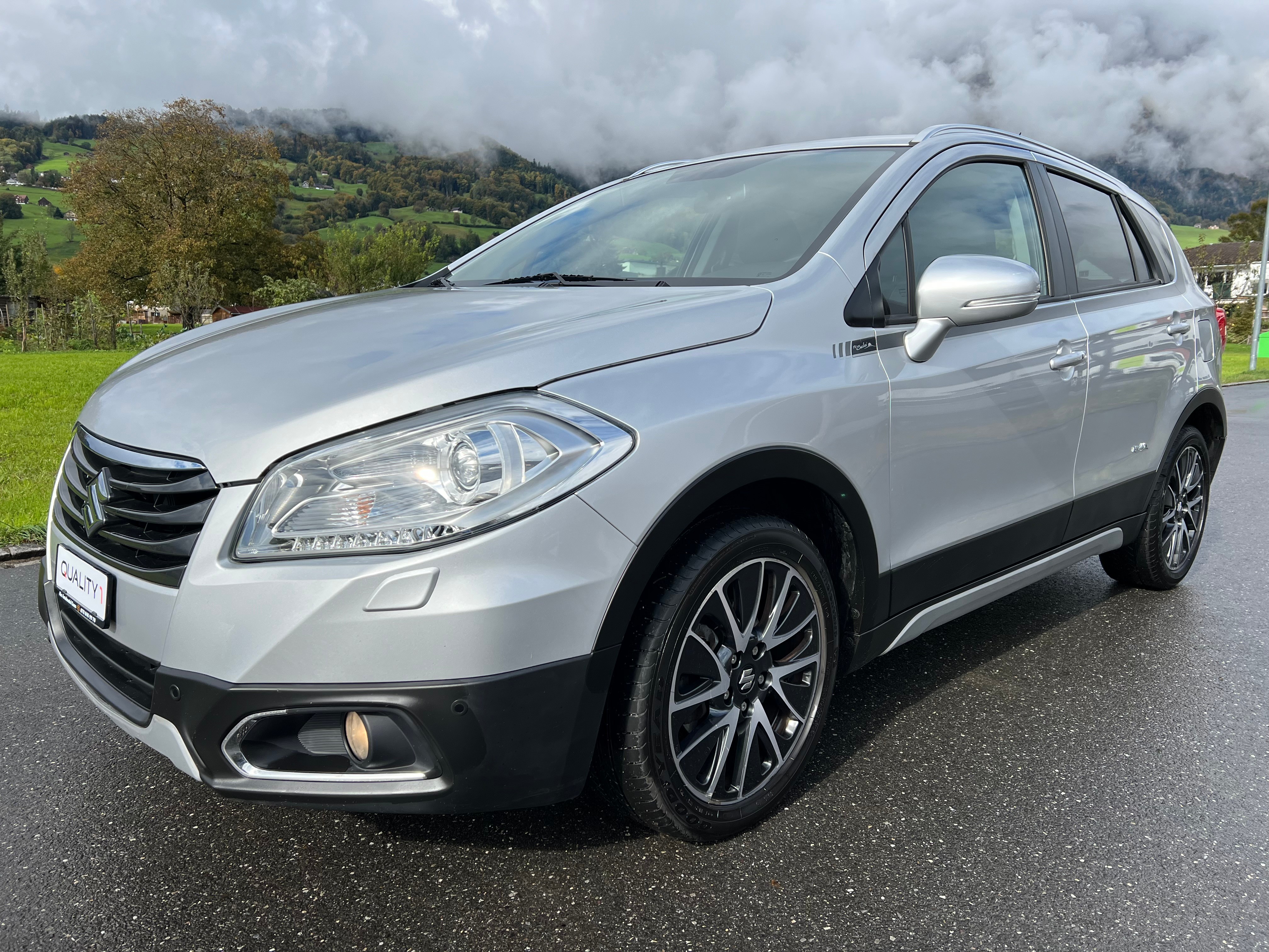 SUZUKI SX4 S-Cross 1.6 TD PizSulai Top 4WD TCSS