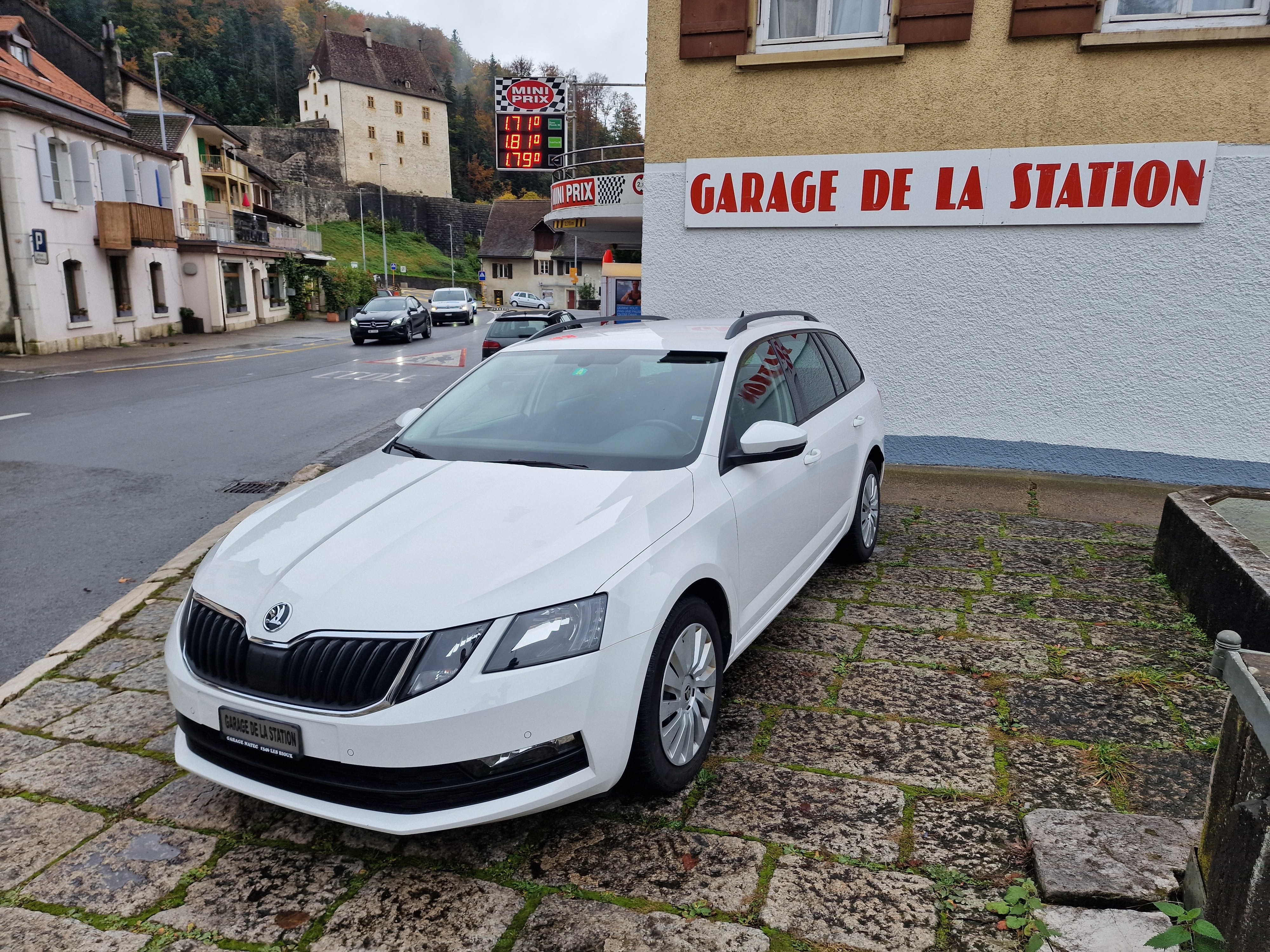 SKODA Octavia Combi 2.0 TDI Ambition 4x4