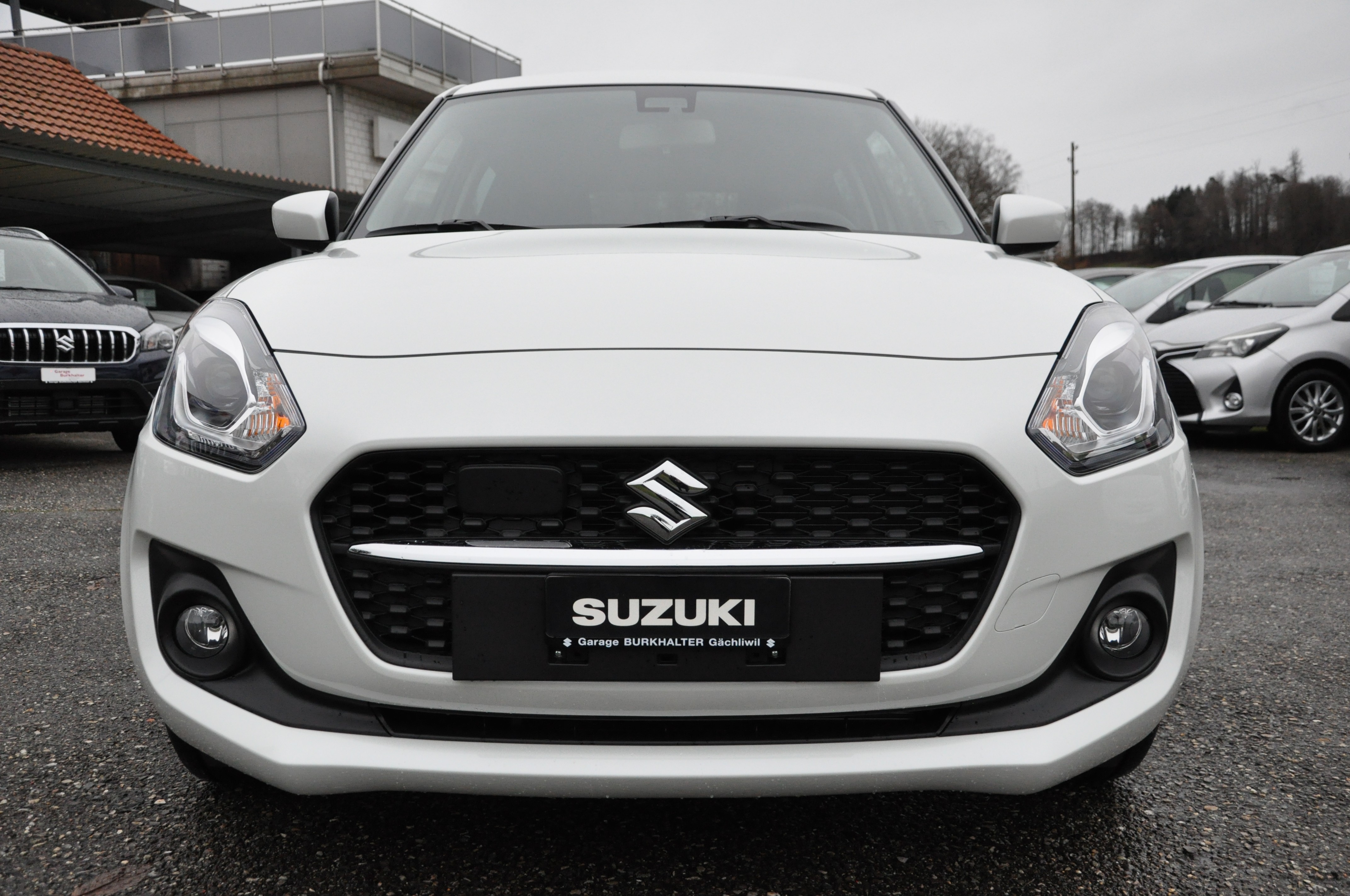 SUZUKI Swift 1.2 Compact + 4x4 Hybrid