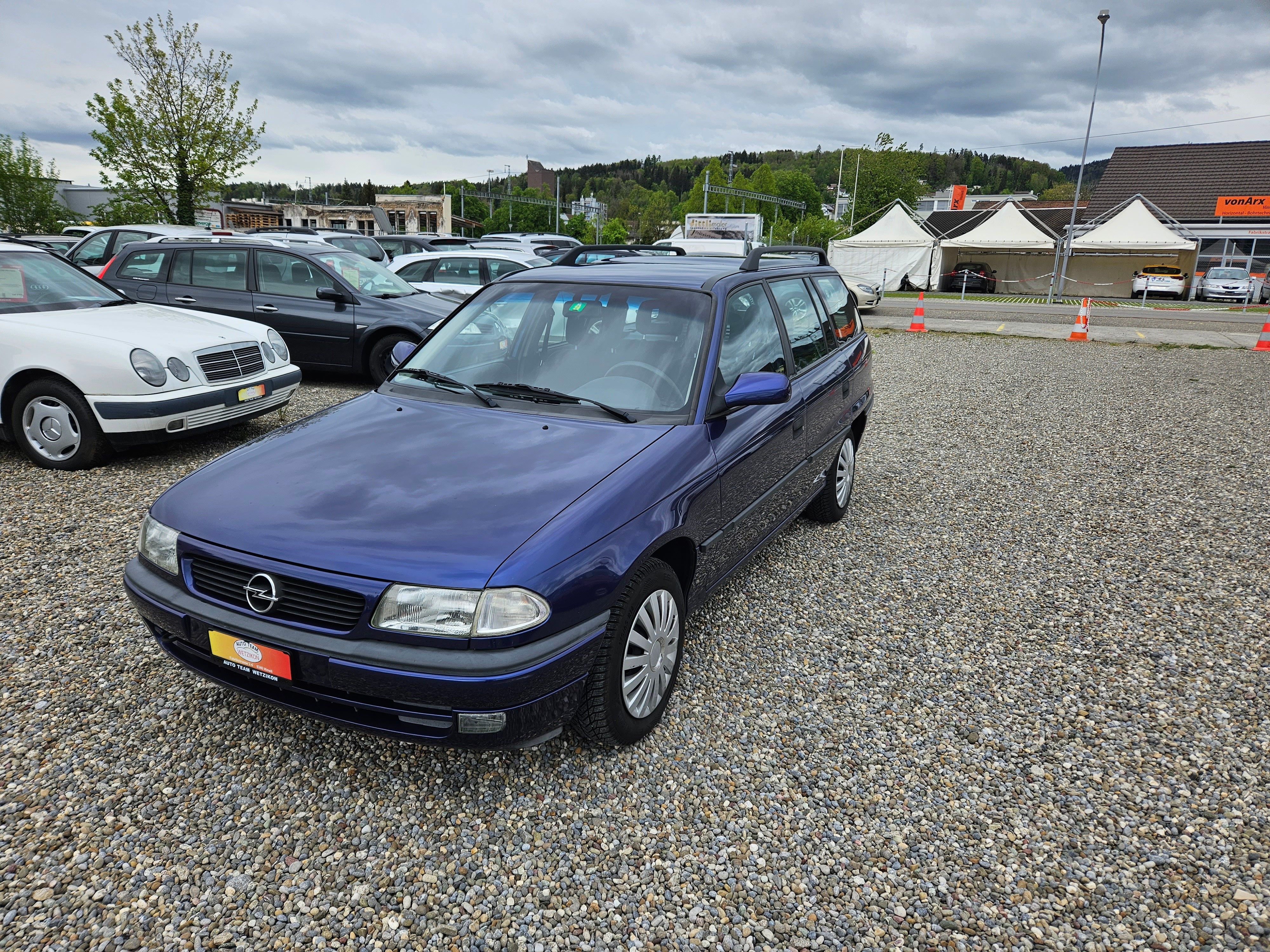 OPEL Astra Caravan 1.6i 16V Special