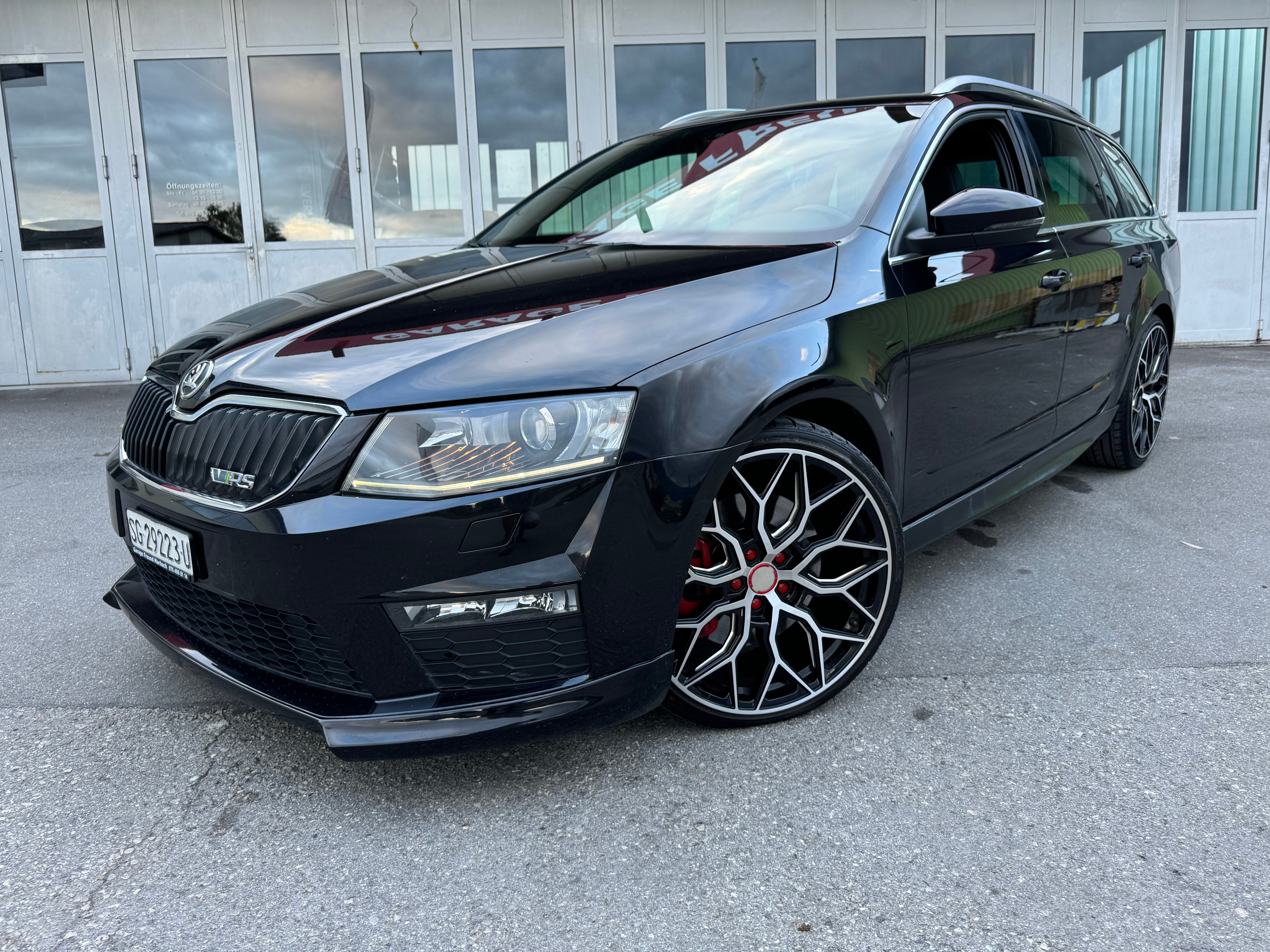 SKODA Octavia Combi 2.0 TDI RS