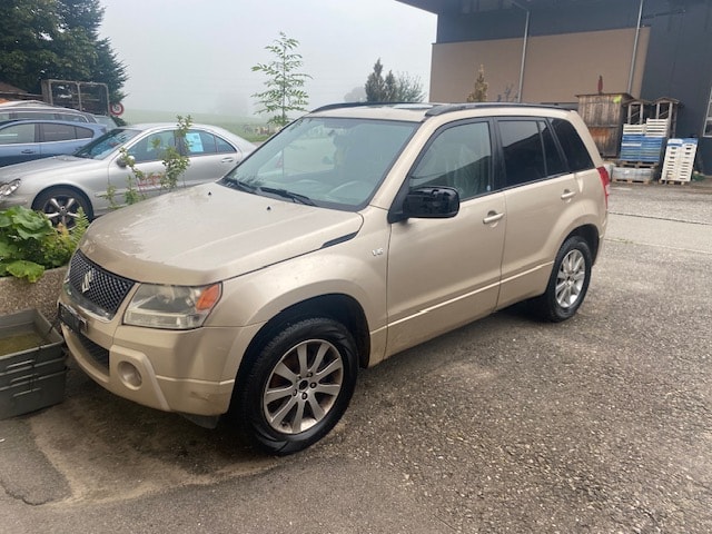 SUZUKI Grand Vitara 2.7 24V V6 Top