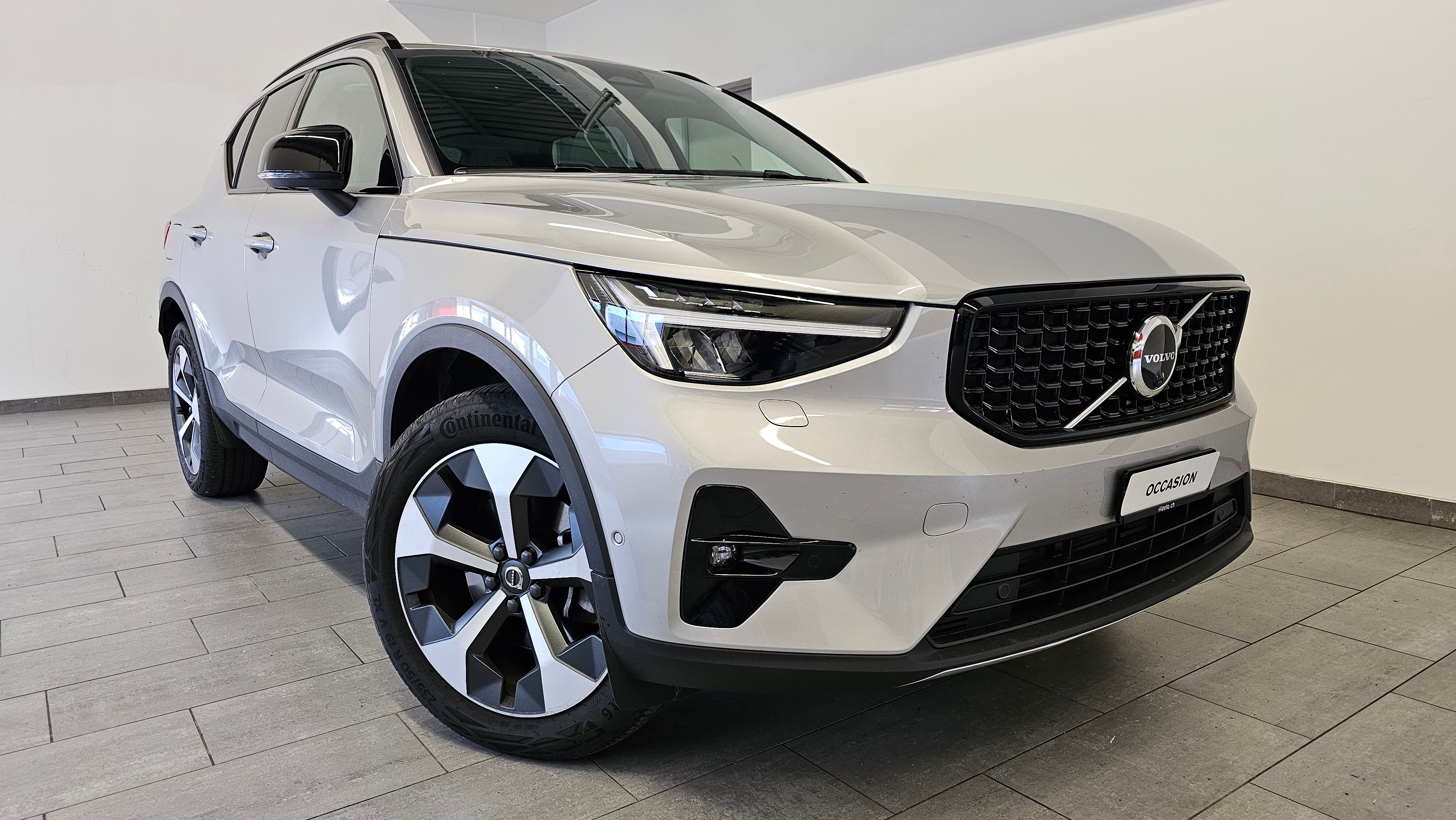 VOLVO XC40 B4 Benzin Mild Hybrid AWD Ultim. Dark DCT