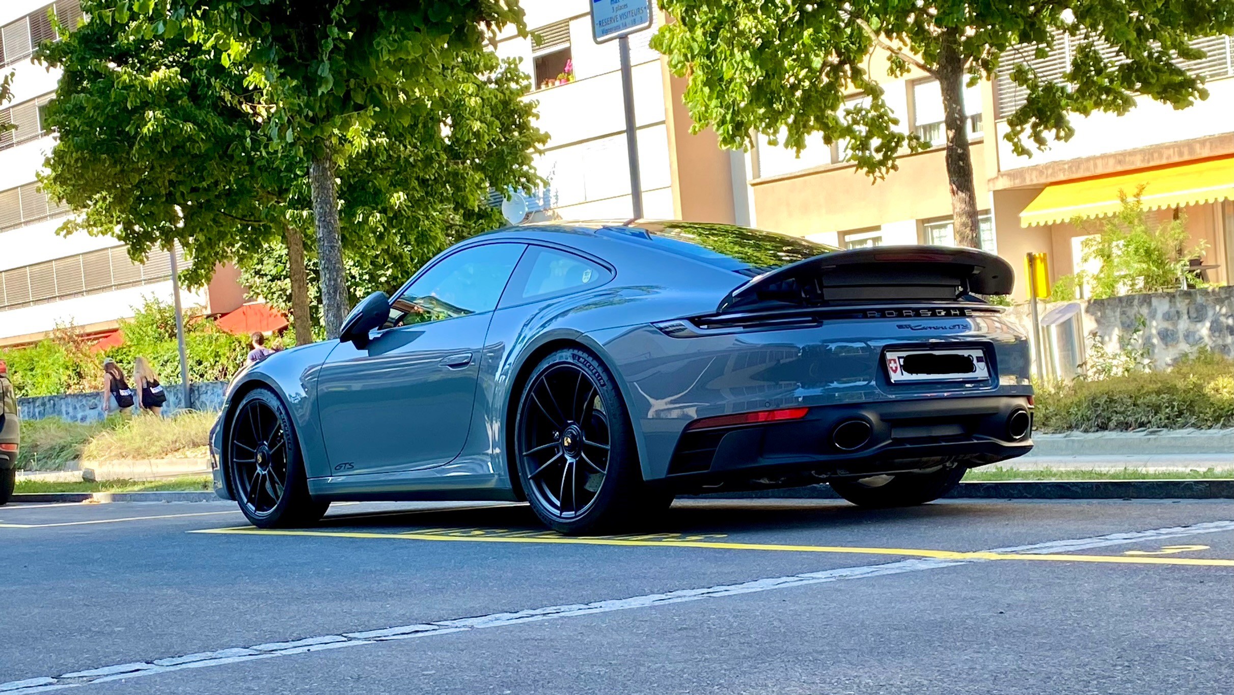 PORSCHE 911 Carrera GTS PDK