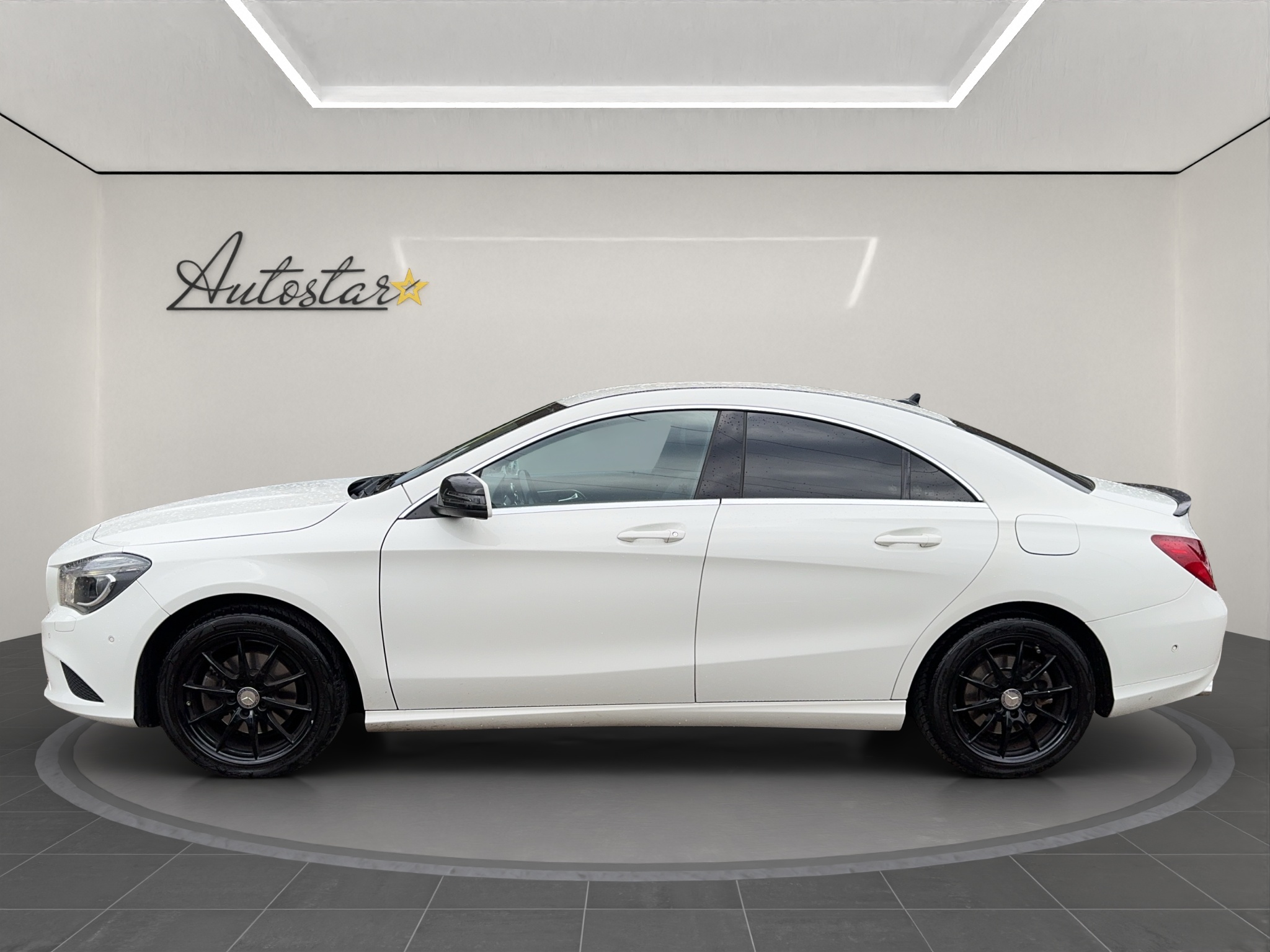 MERCEDES-BENZ CLA 200 CDI Urban 4Matic 7G-DCT