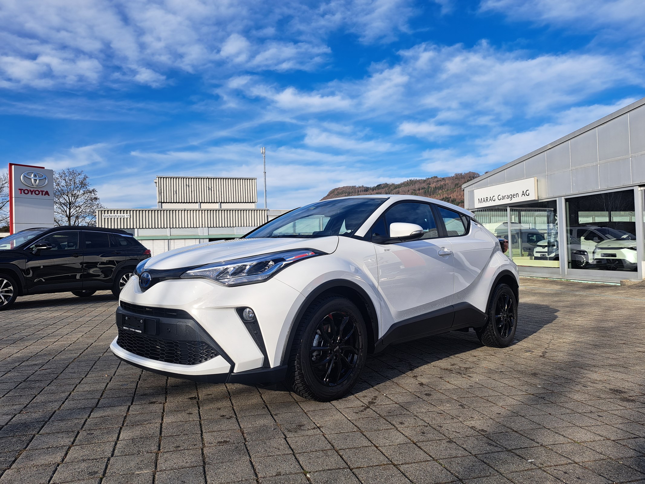 TOYOTA C-HR 1.8 HSD CVT Comfort