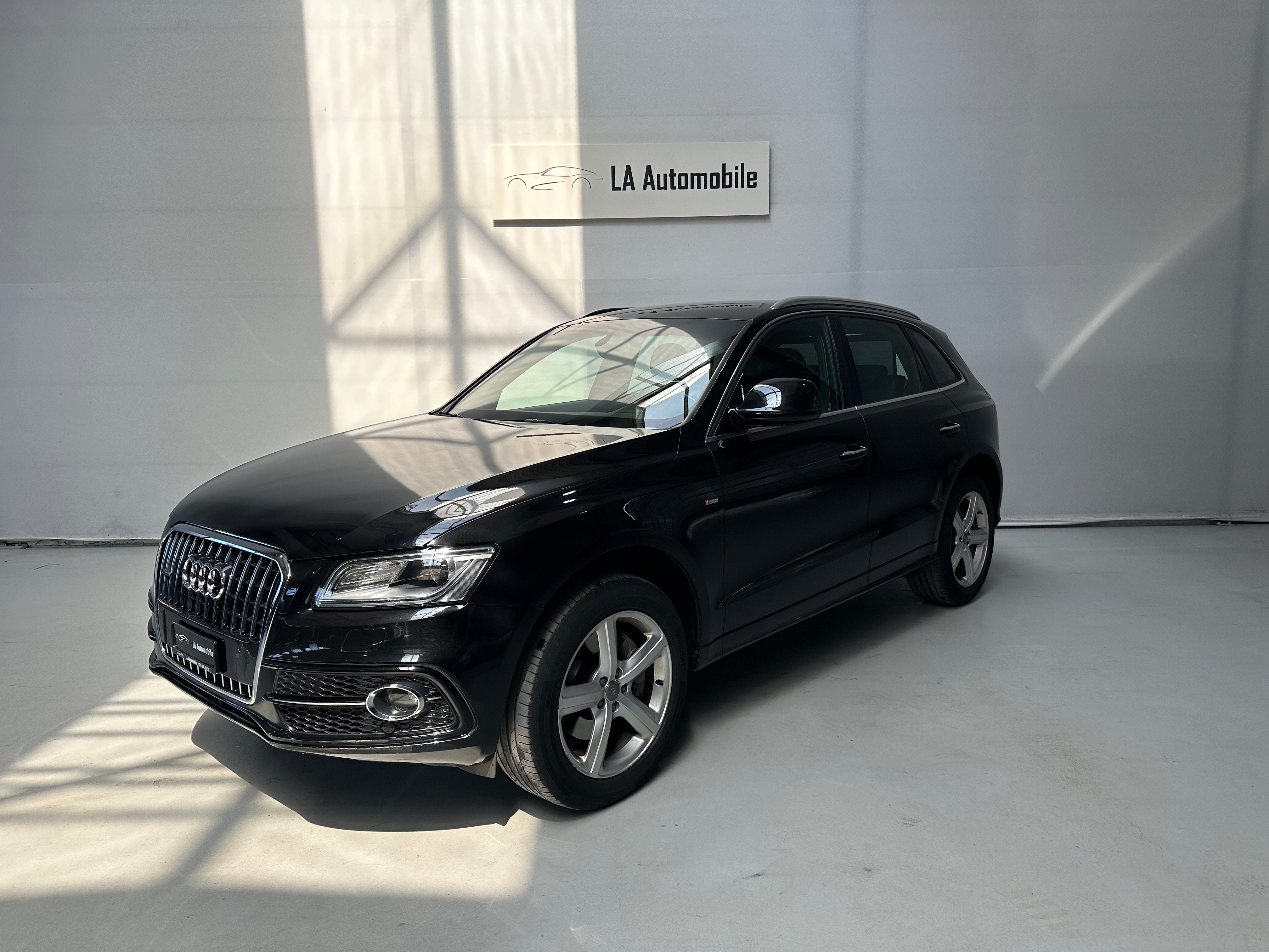 AUDI Q5 3.0 TDI clean S-Line quattro S-tronic