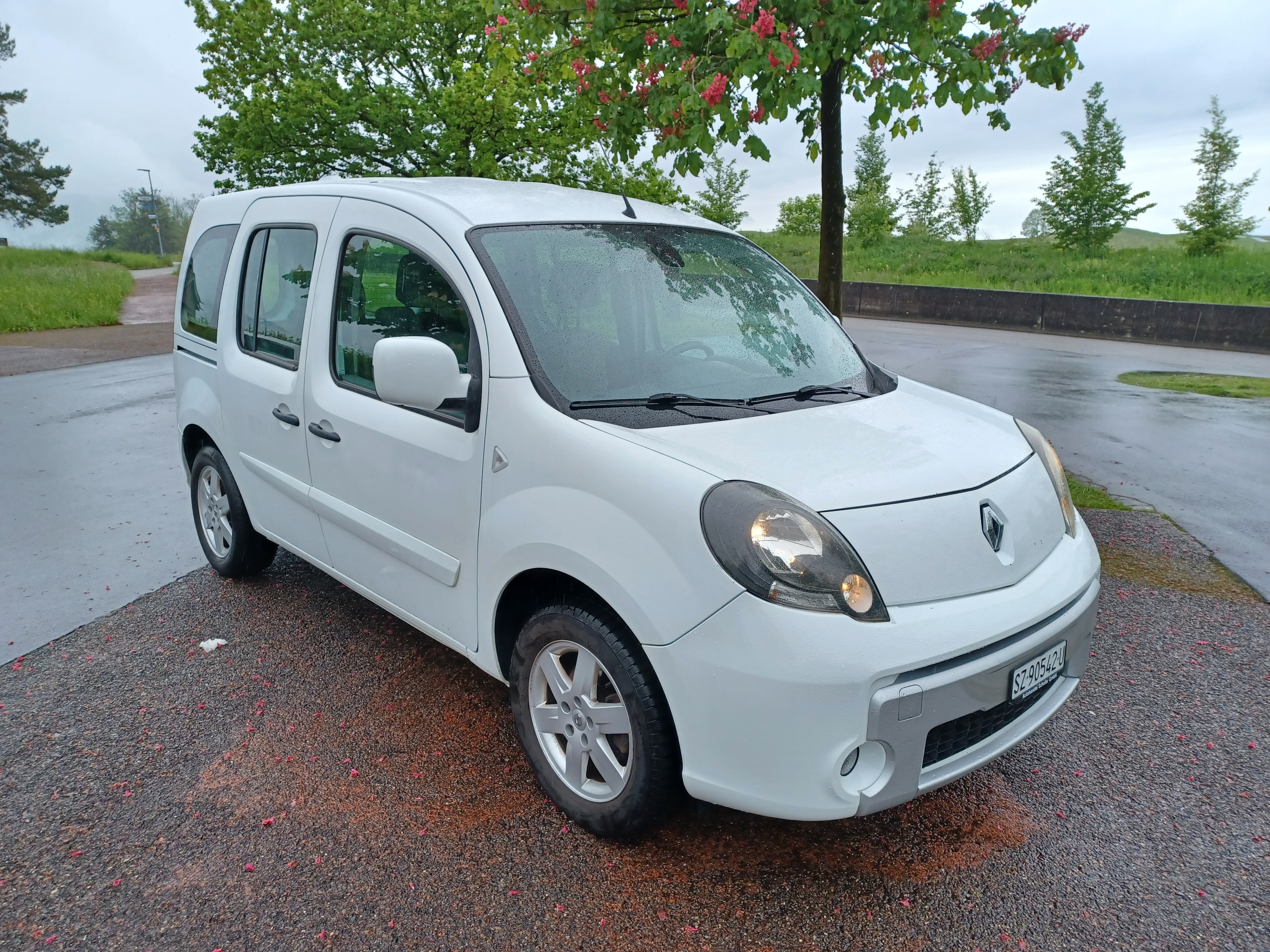 RENAULT Kangoo 1.6 16V Dynamique