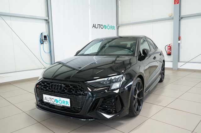 AUDI RS3 Limousine 2.5 TSI quattro S-tronic