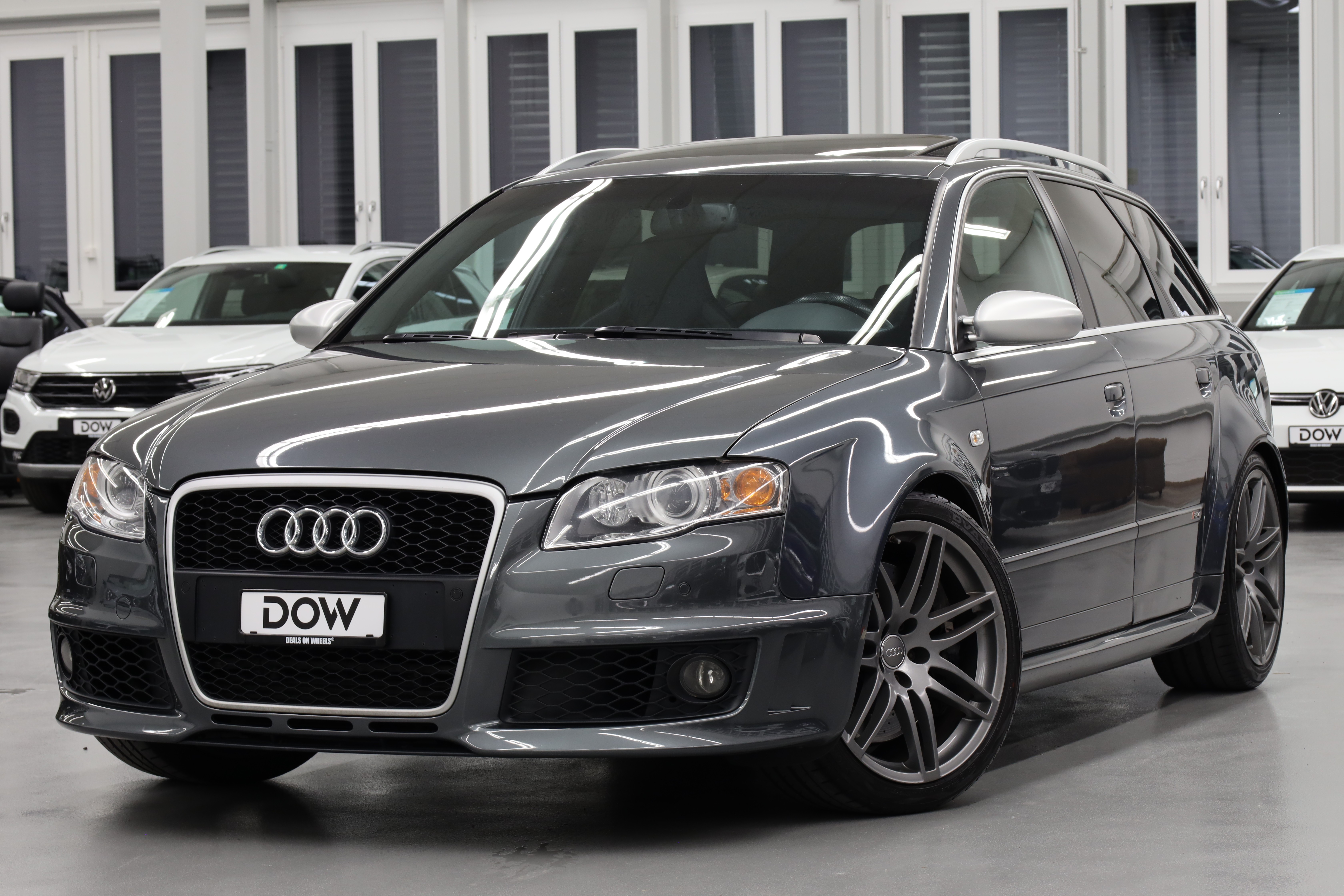 AUDI RS4 Avant 4.2 V8 quattro