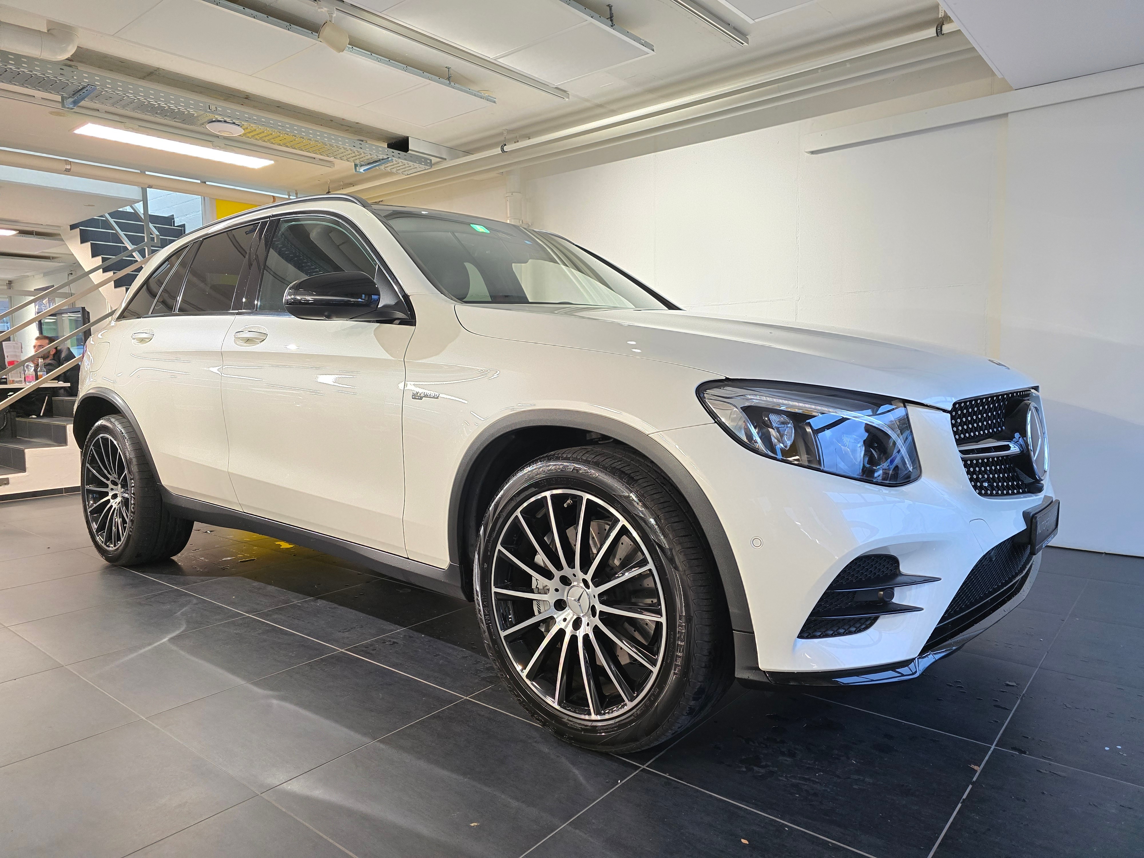 MERCEDES-BENZ GLC 43 AMG 4m