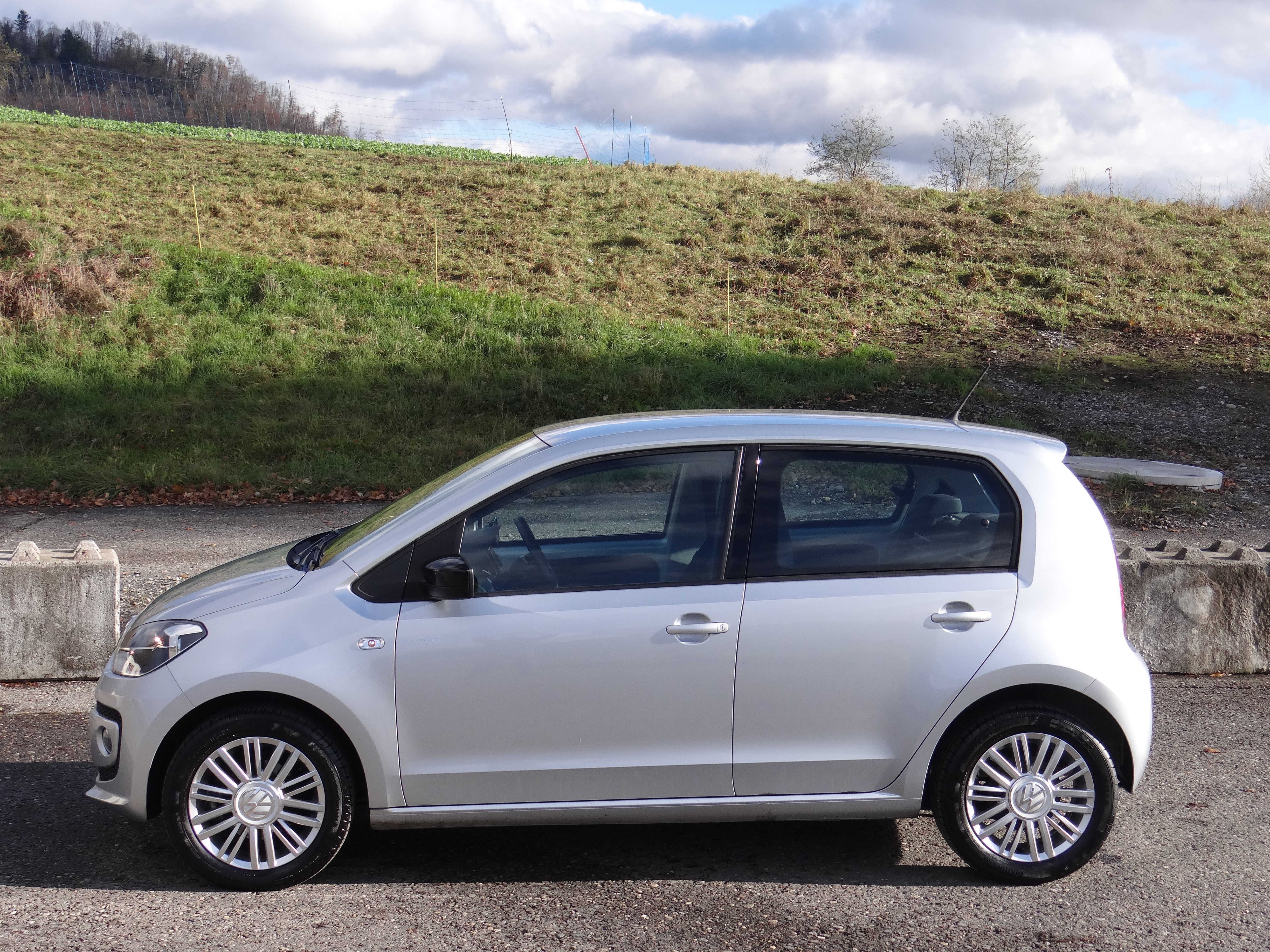 VW Up 1.0 cup up