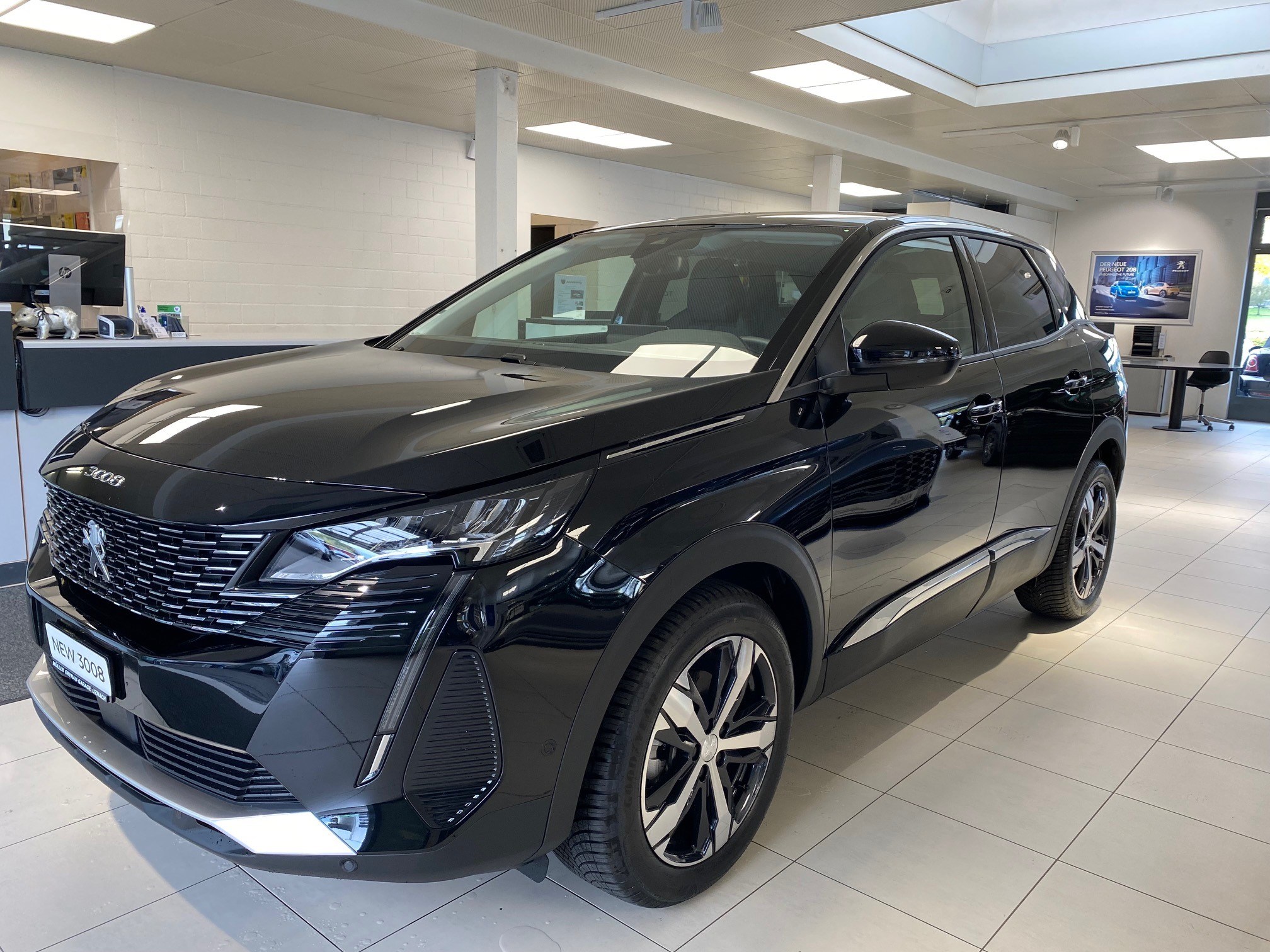 PEUGEOT 3008 1.2 PureTech Allure