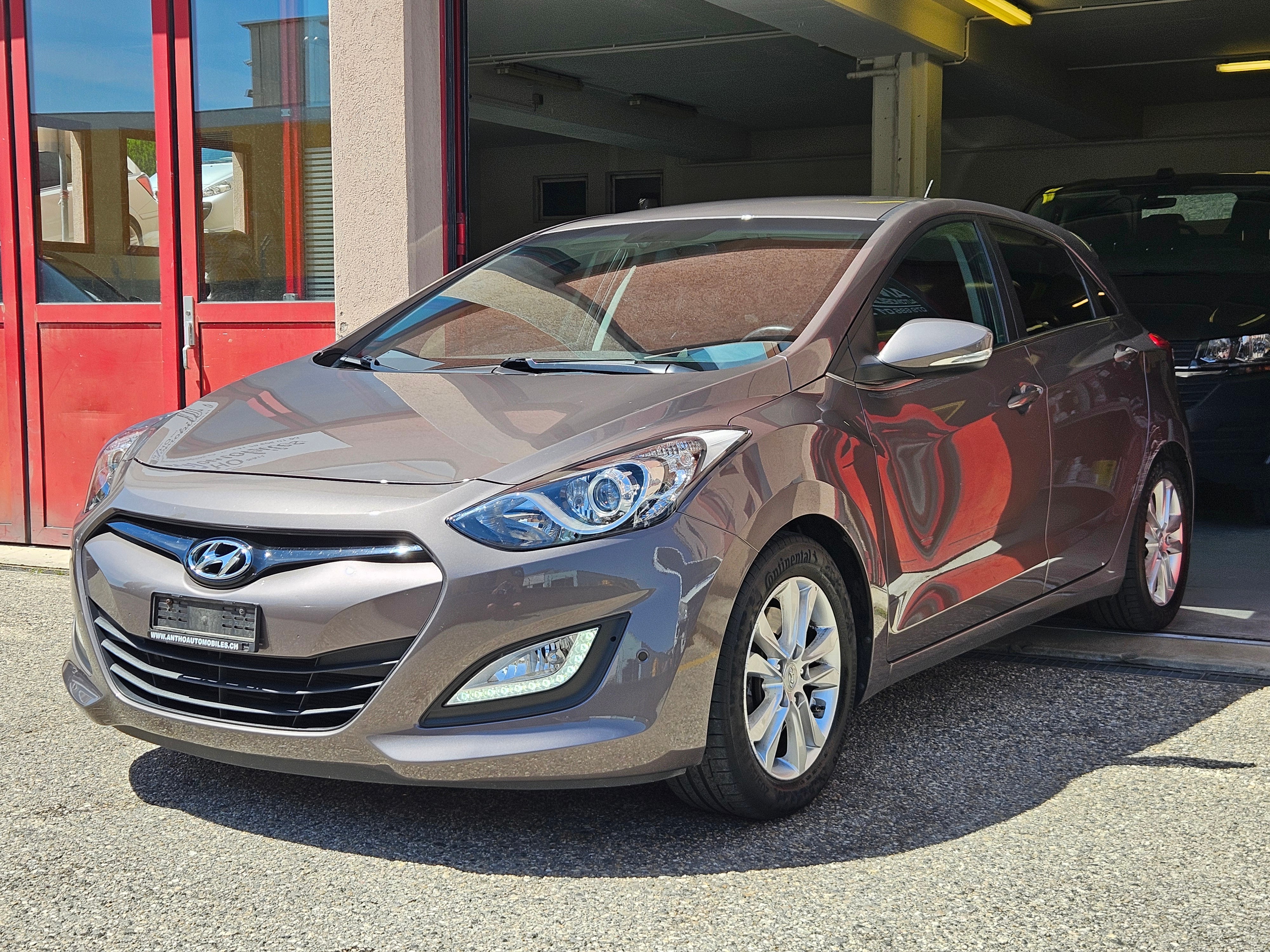 HYUNDAI i30 1.6 GDI Style Automatic