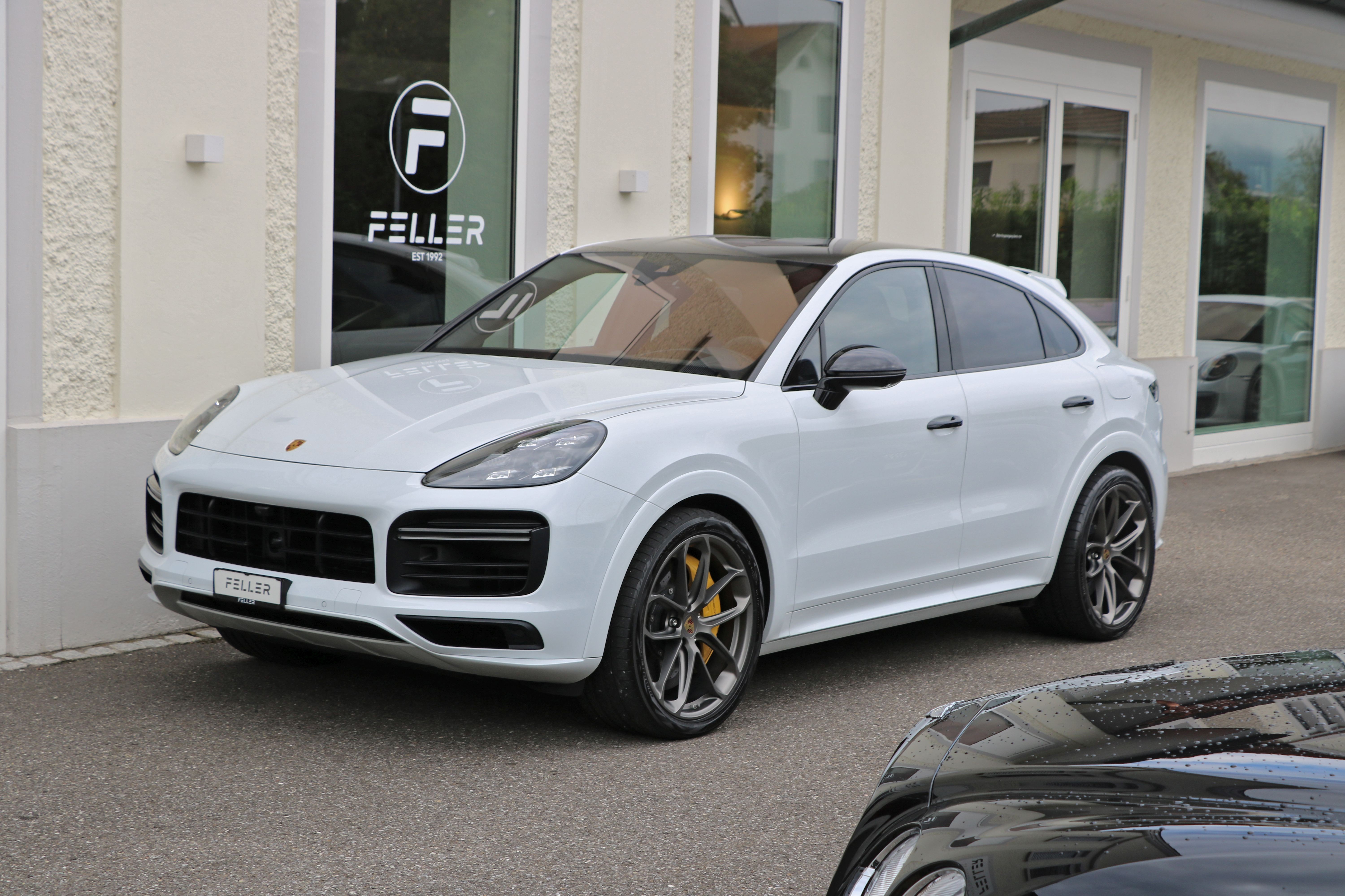 PORSCHE Cayenne Turbo Coupé S E-Hybrid Leichtbau-Sportpaket