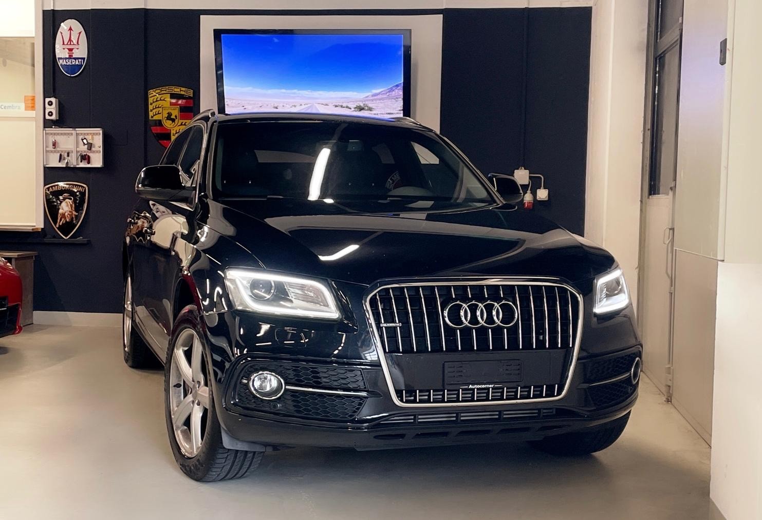 AUDI Q5 3.0 TDI quattro S-tronic