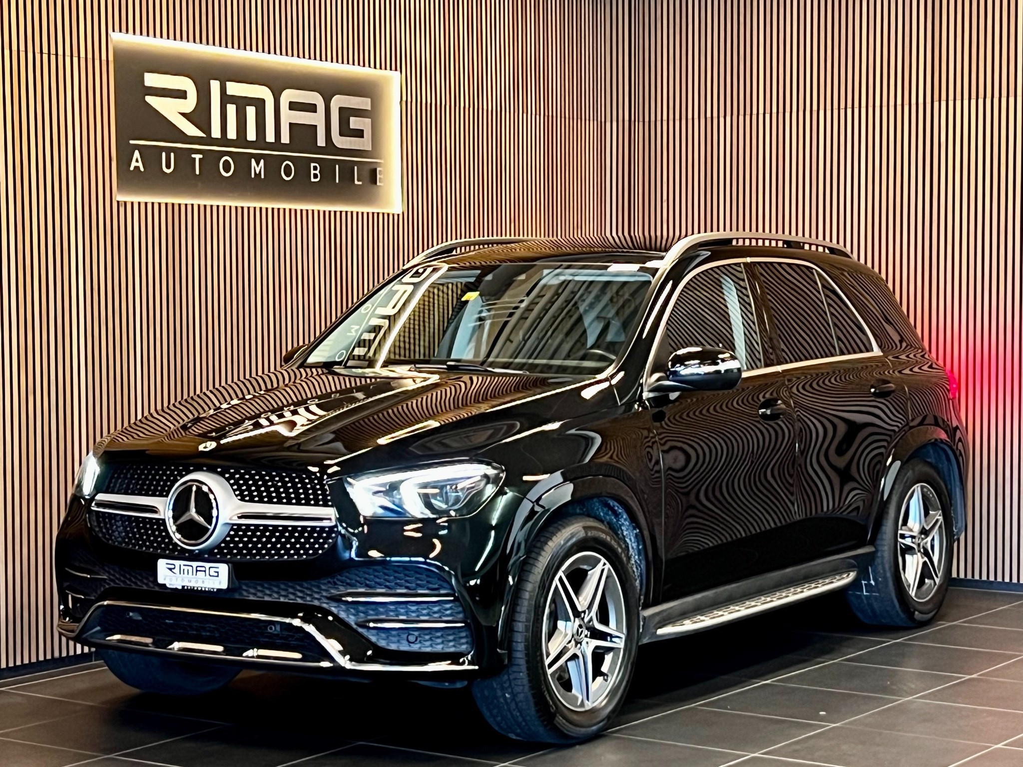 MERCEDES-BENZ GLE 300 d 4Matic AMG Line 9G-Tronic