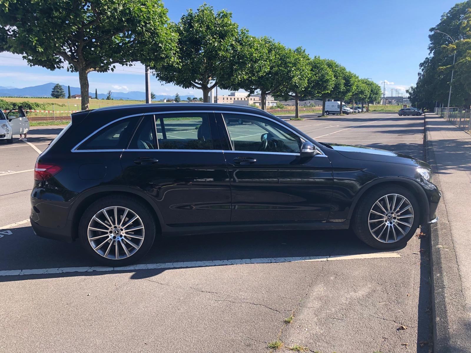 MERCEDES-BENZ GLC 220 d AMG Line 4Matic 9G-Tronic