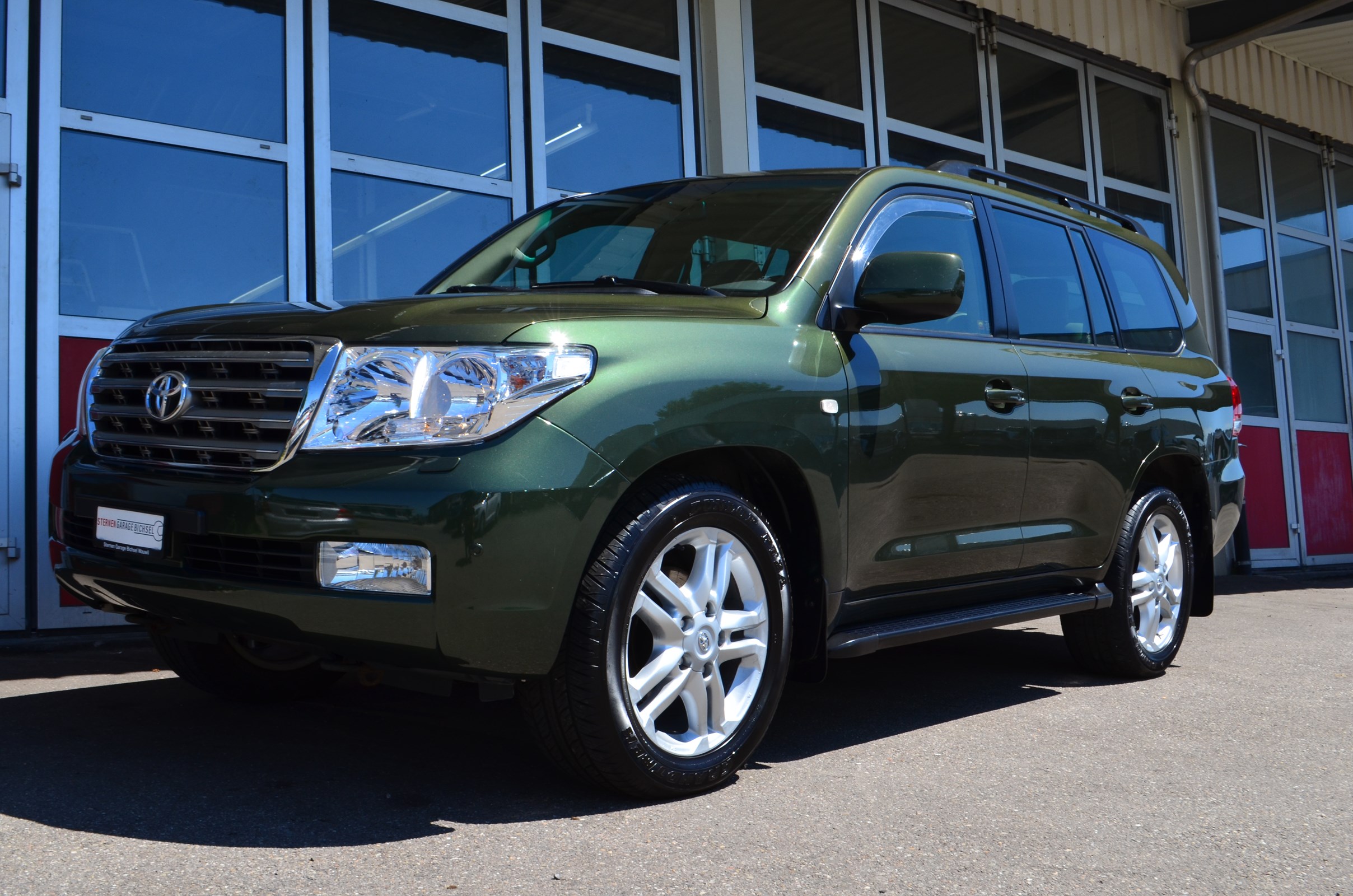 TOYOTA Land Cruiser V8 4.5 D-4D Linea Sol