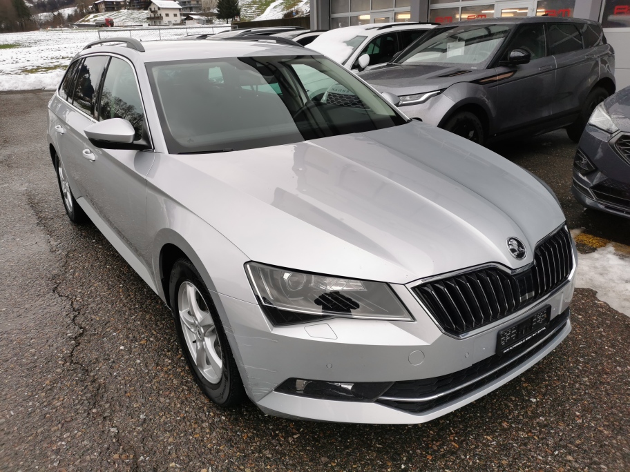 SKODA Superb Combi 2.0 TDi Ambition 4x4 DSG