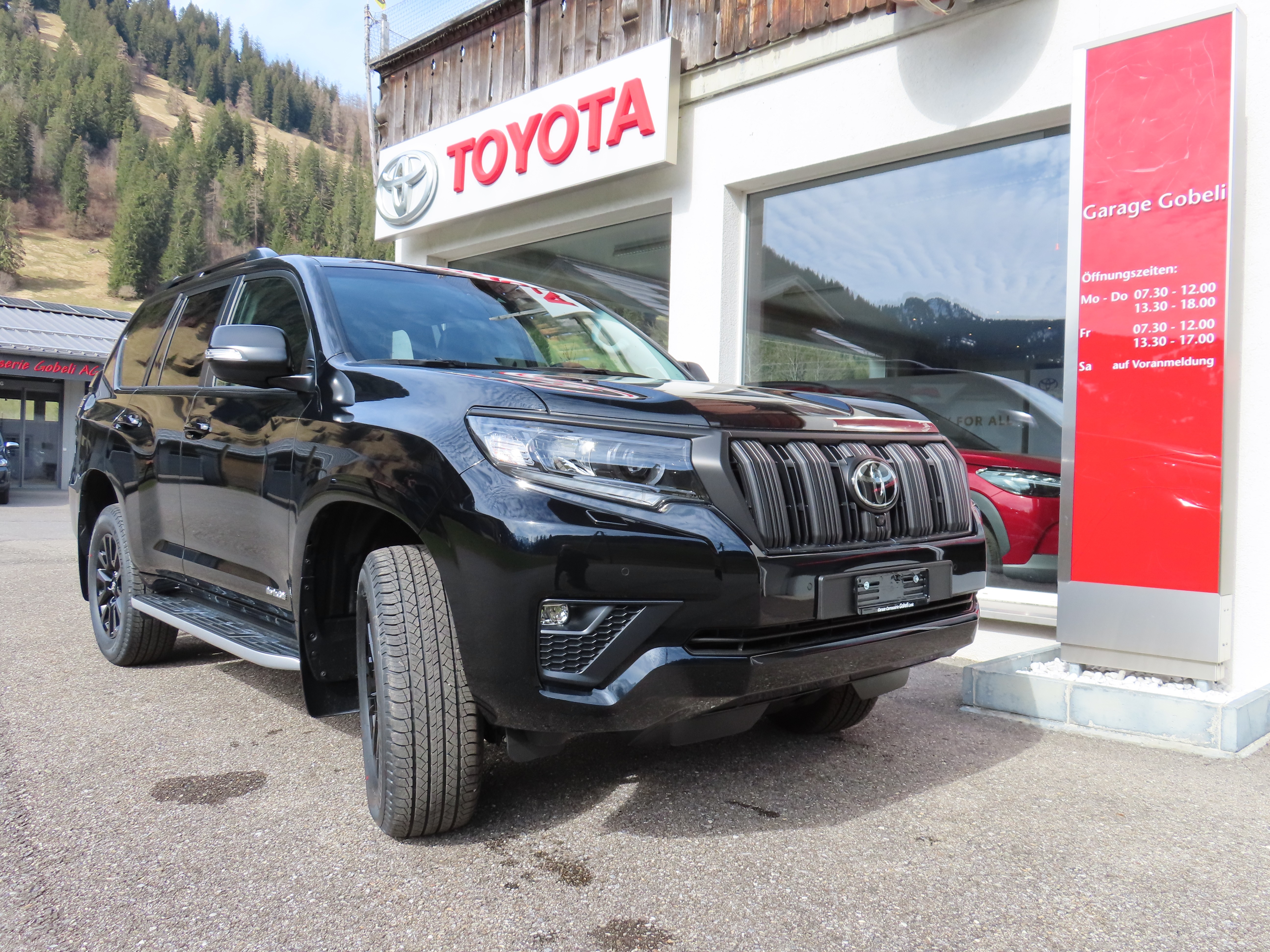 TOYOTA Land Cruiser 2.8TD Invincible Automat