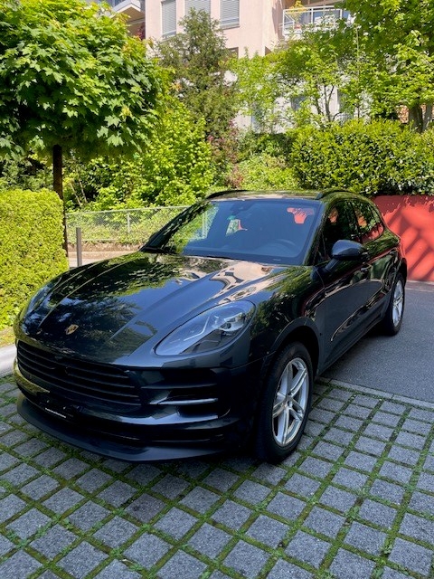 PORSCHE Macan PDK