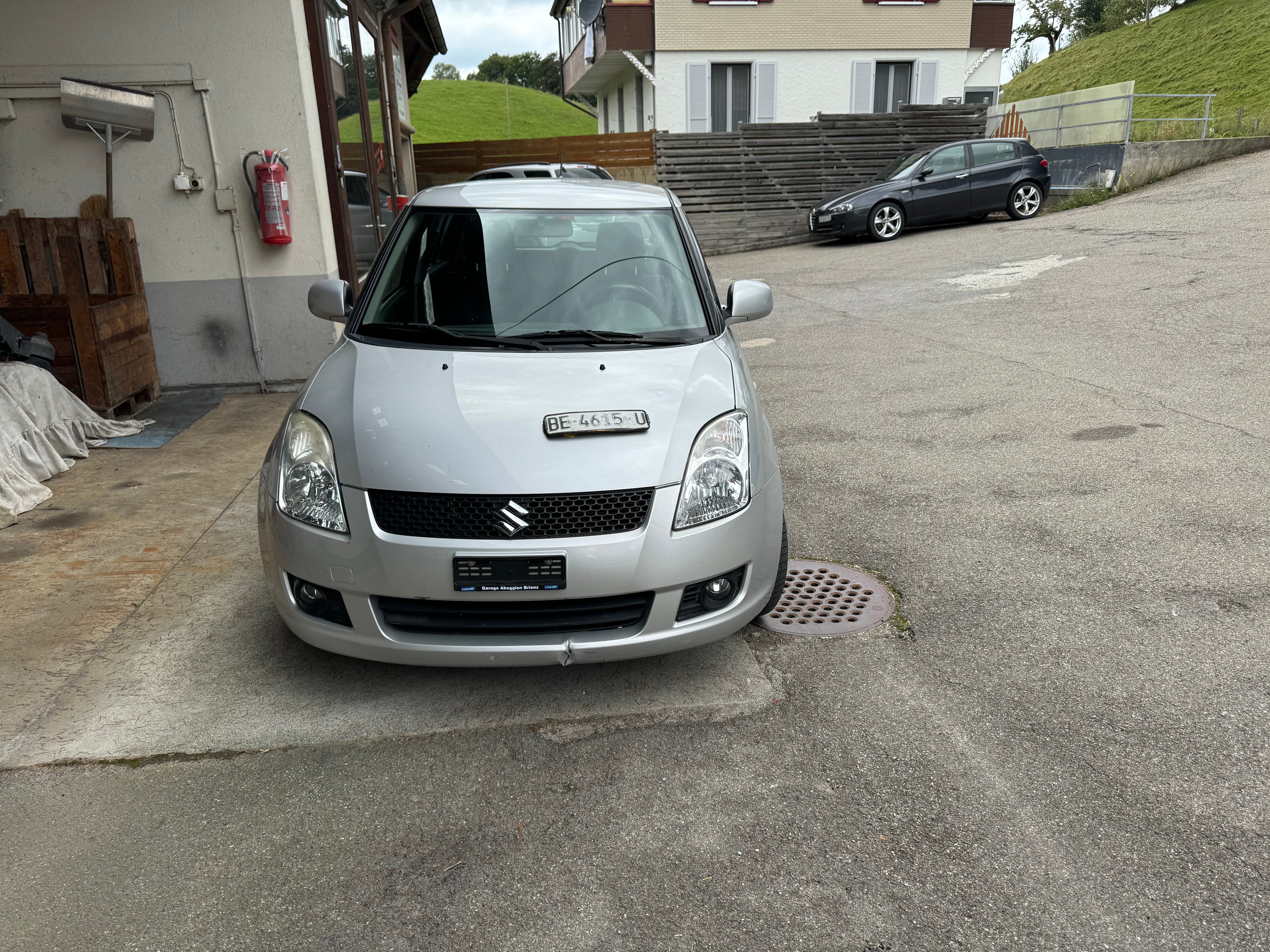 SUZUKI Swift 1.3i 16V GL Top 4x4