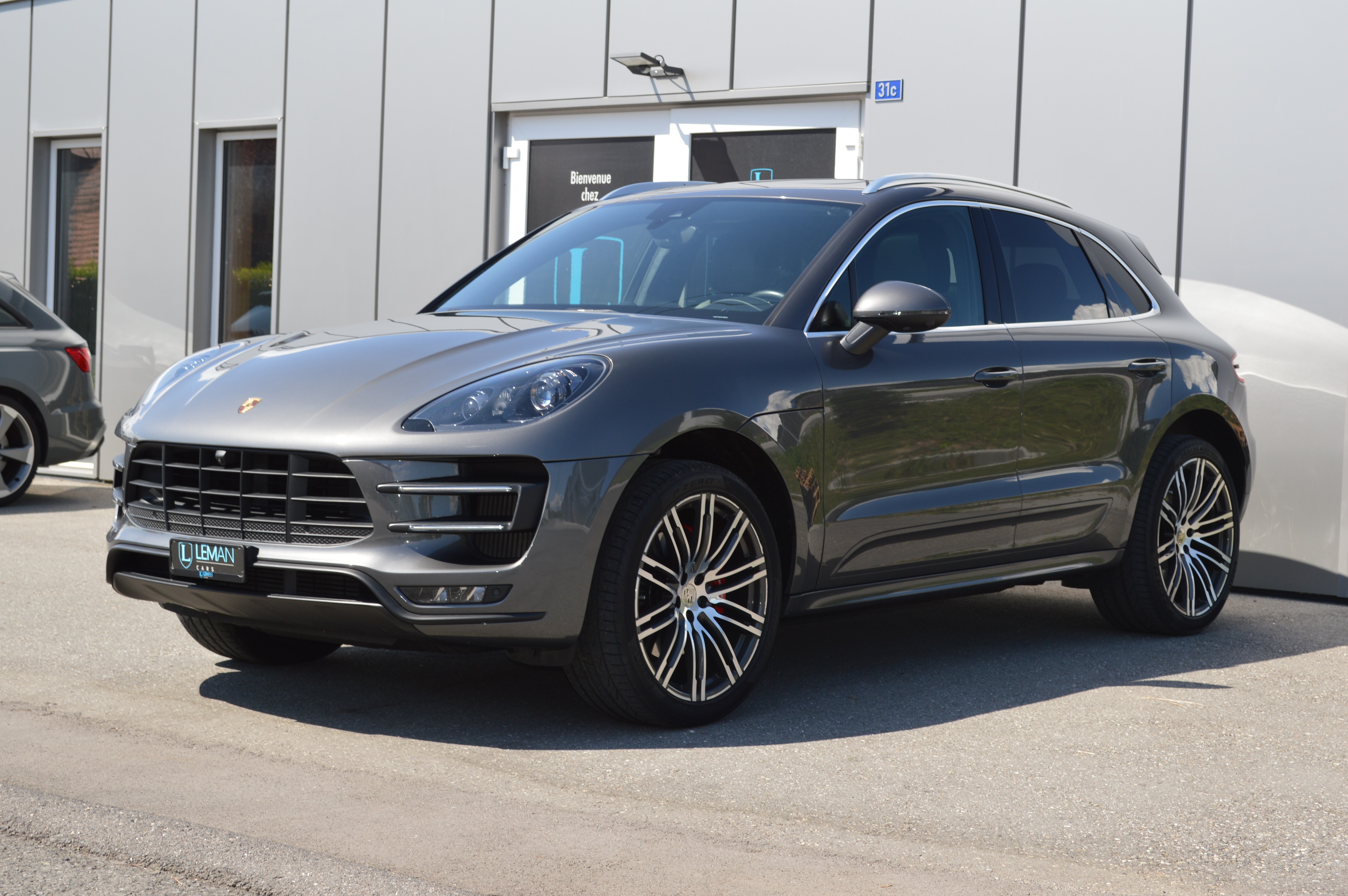 PORSCHE Macan Turbo PDK