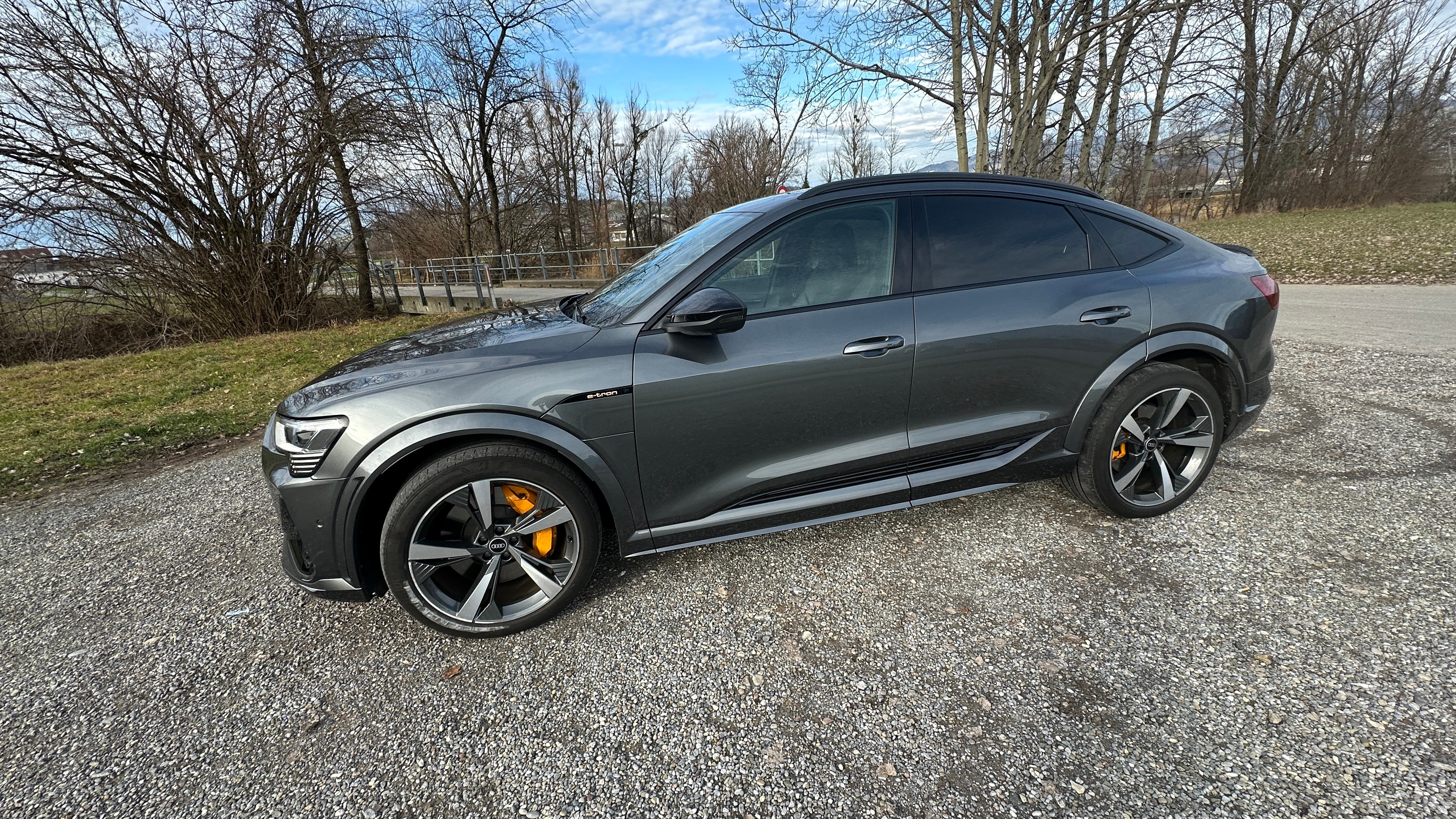 AUDI e-tron S Sportback quattro