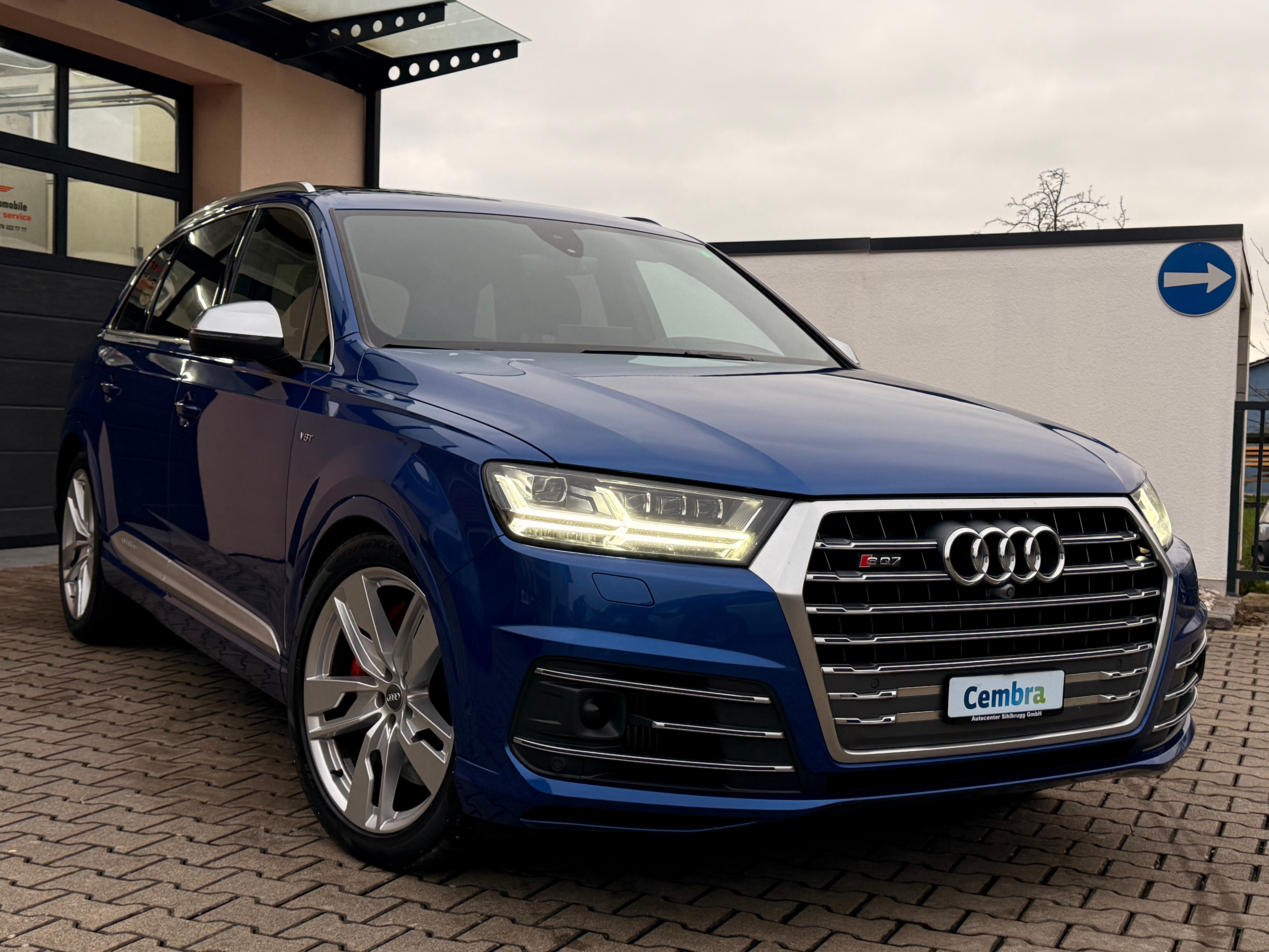 AUDI SQ7 4.0 TDI quattro tiptronic / / RUFEN SIE AN UND ERHALTEN SIE DEN BLACKWEEKPREIS****