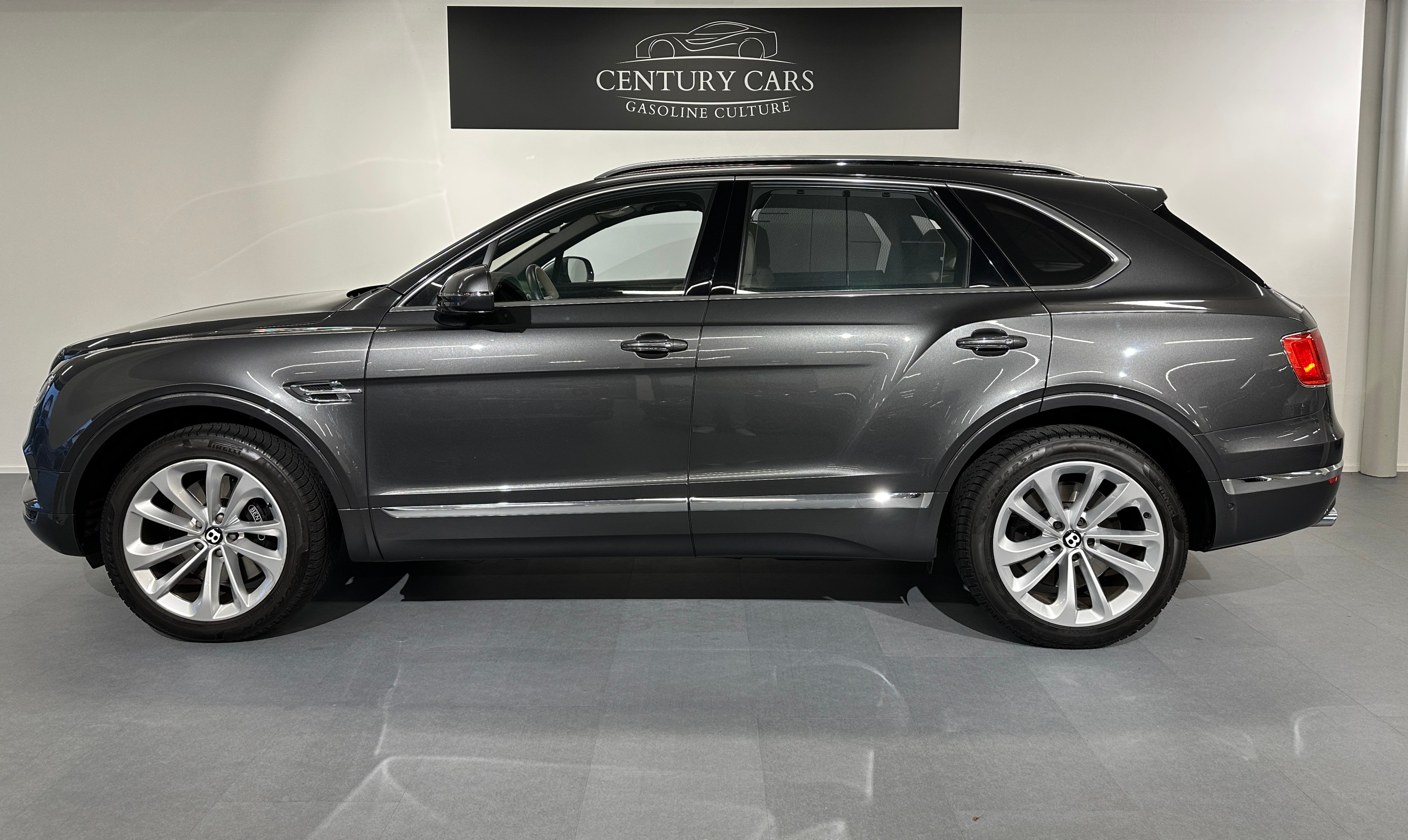 BENTLEY Bentayga W12 Onyx