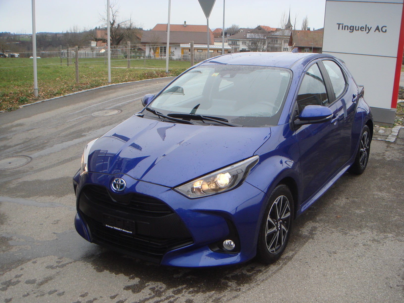 TOYOTA Yaris 1.5 Trend e-CVT