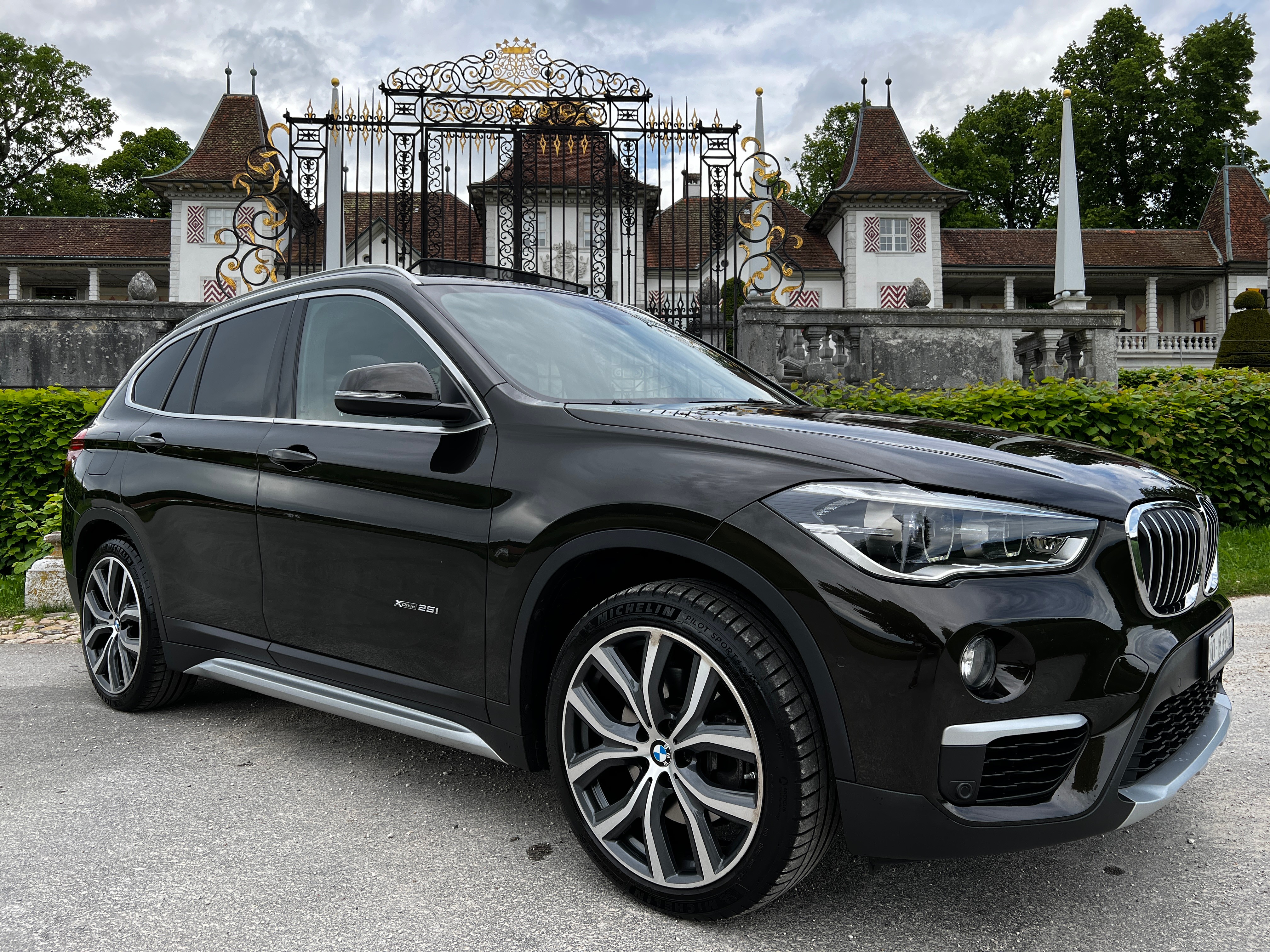 BMW X1 xDrive 25i xLine Steptronic