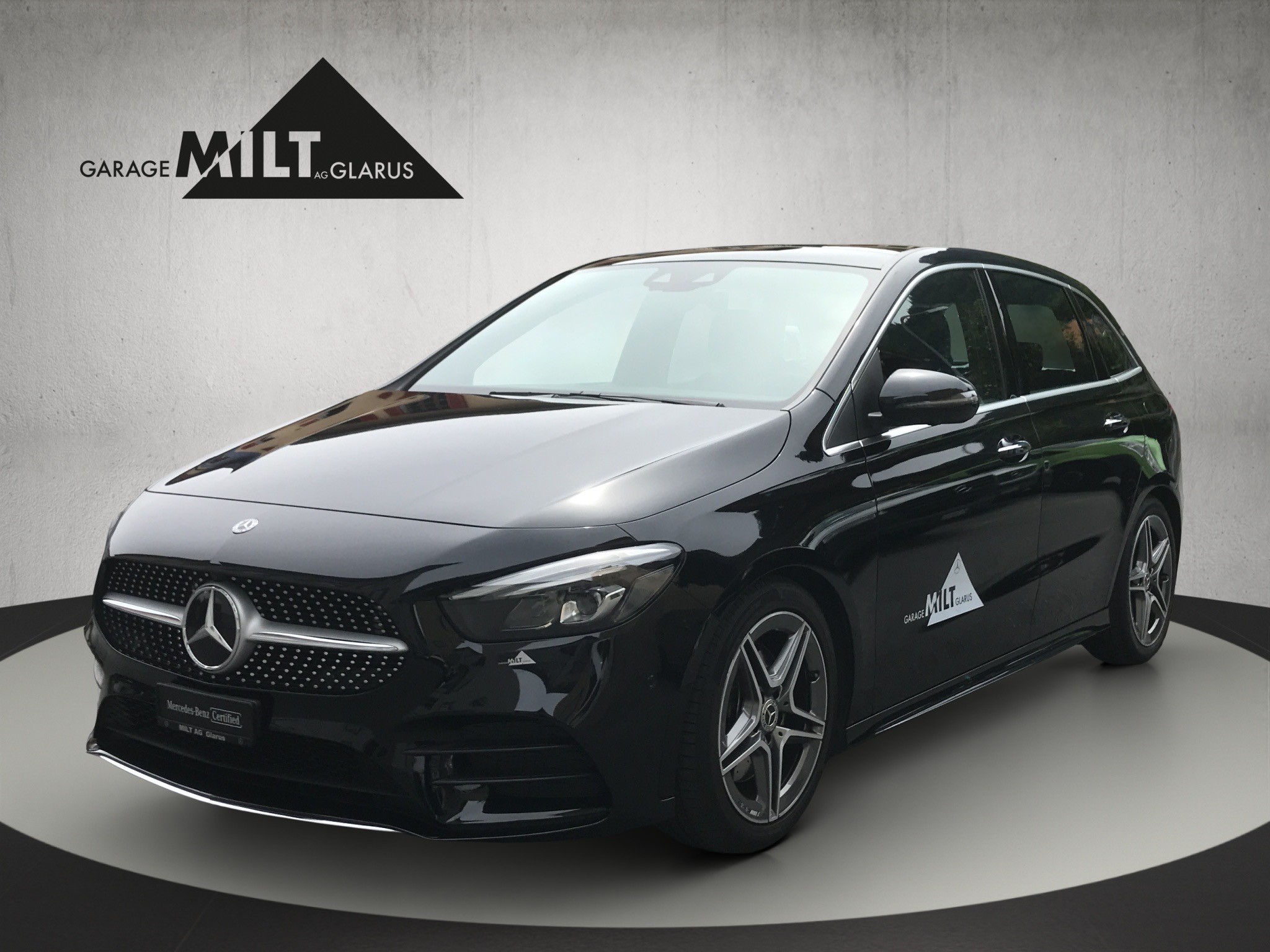 MERCEDES-BENZ B 220 AMG Line 4matic