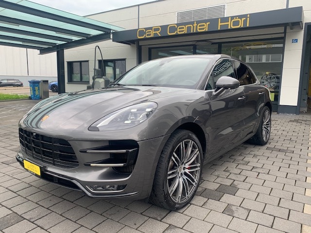 PORSCHE Macan Turbo Performance PDK