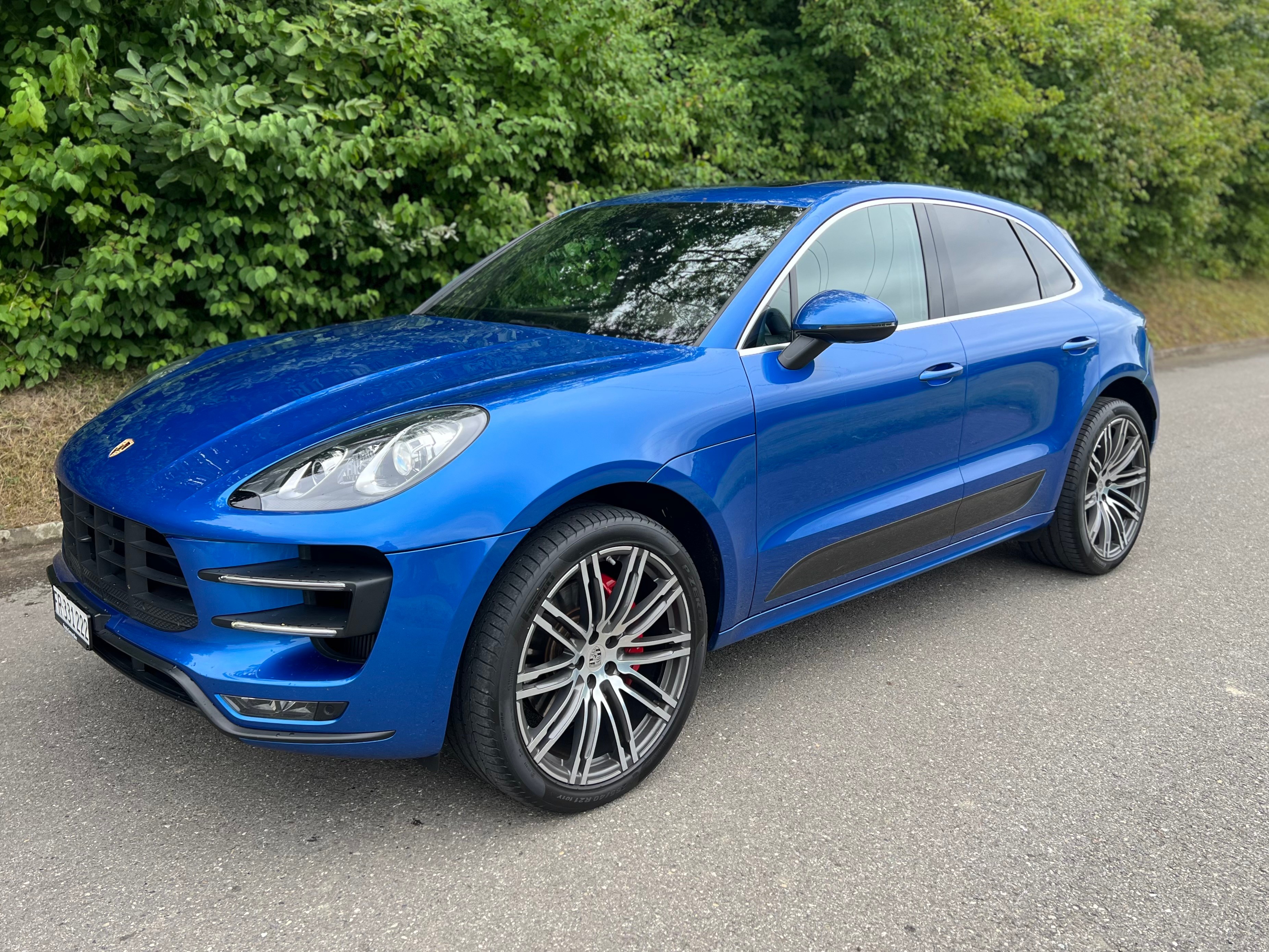 PORSCHE Macan Turbo PDK