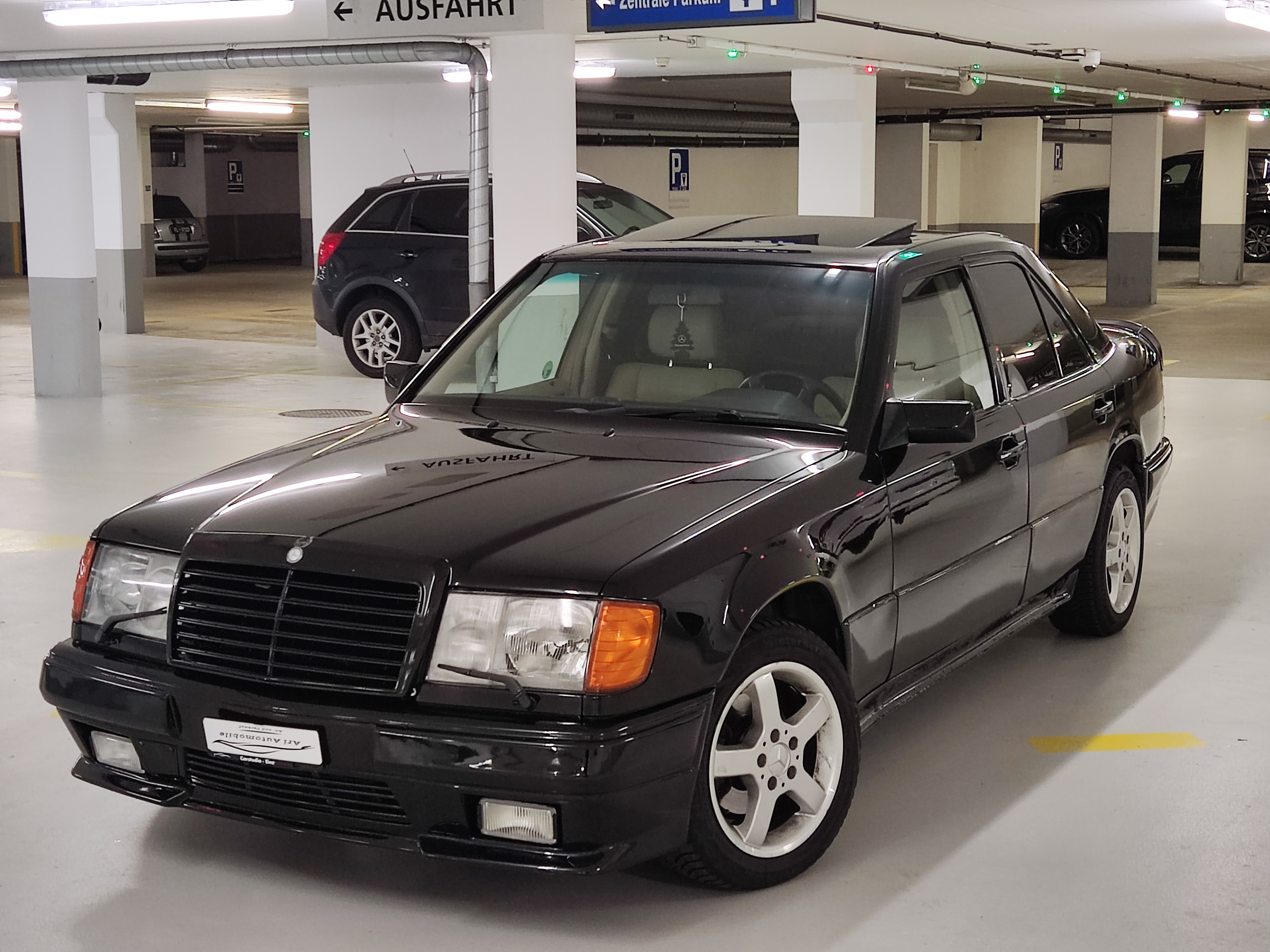 MERCEDES-BENZ 300 E 4-Matic Automatic