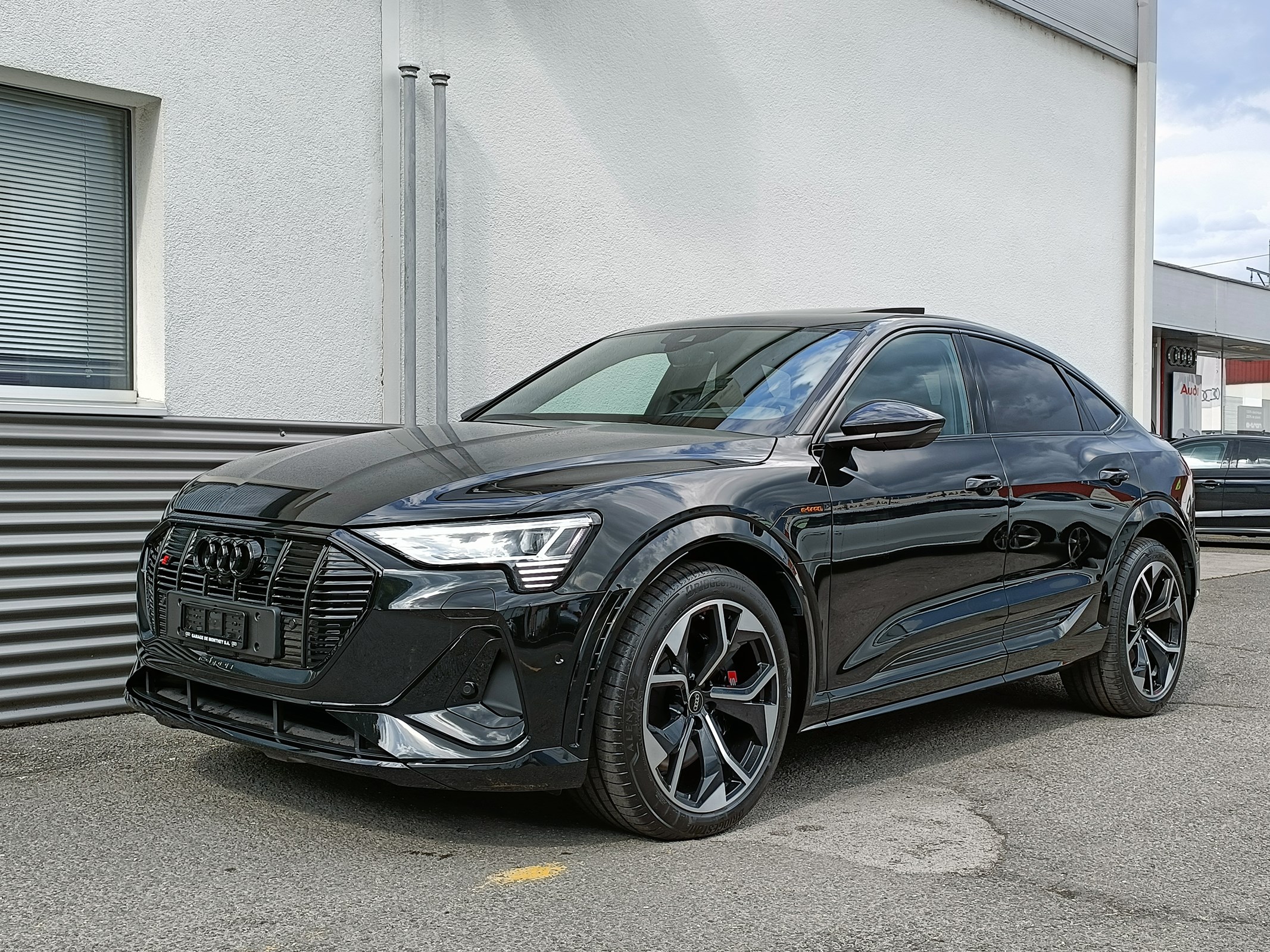 AUDI e-tron S Sportback quattro