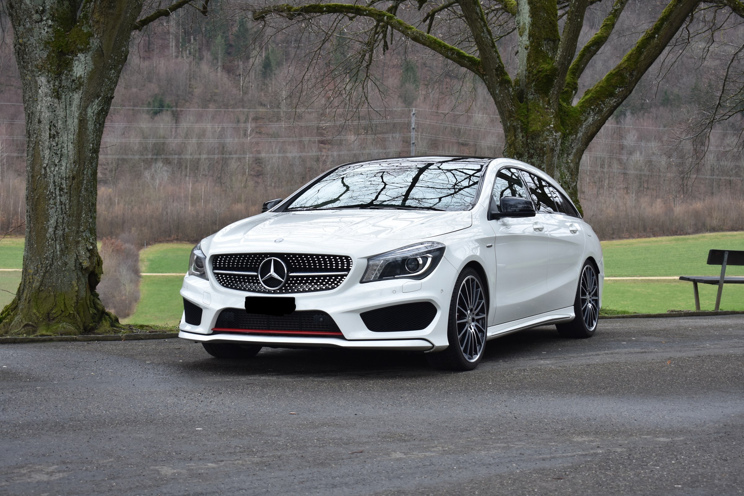 MERCEDES-BENZ CLA Shooting Brake 250 Sport 7G-DCT 4Matic