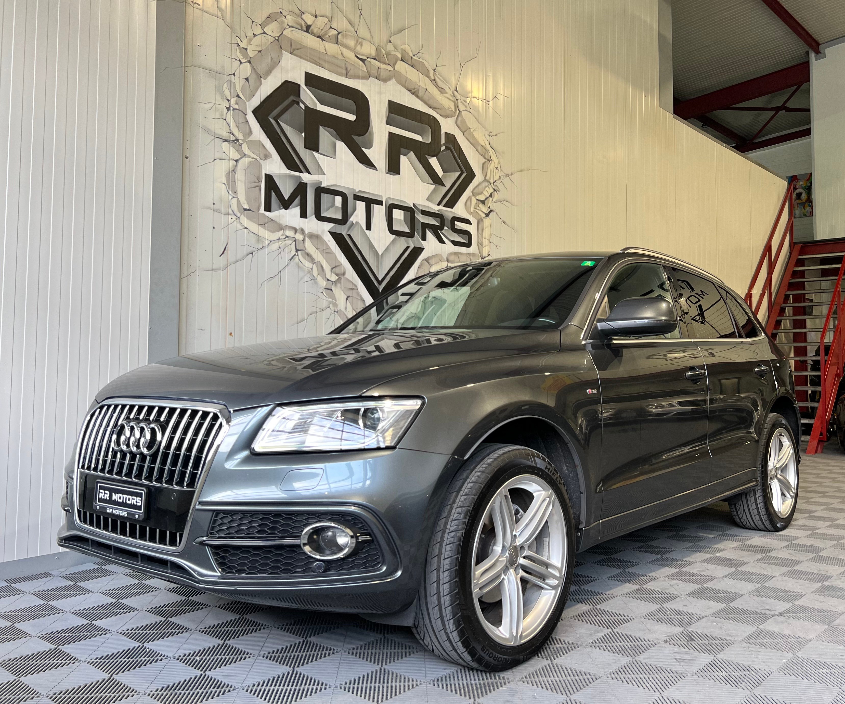 AUDI Q5 2.0 TDI quattro S-tronic