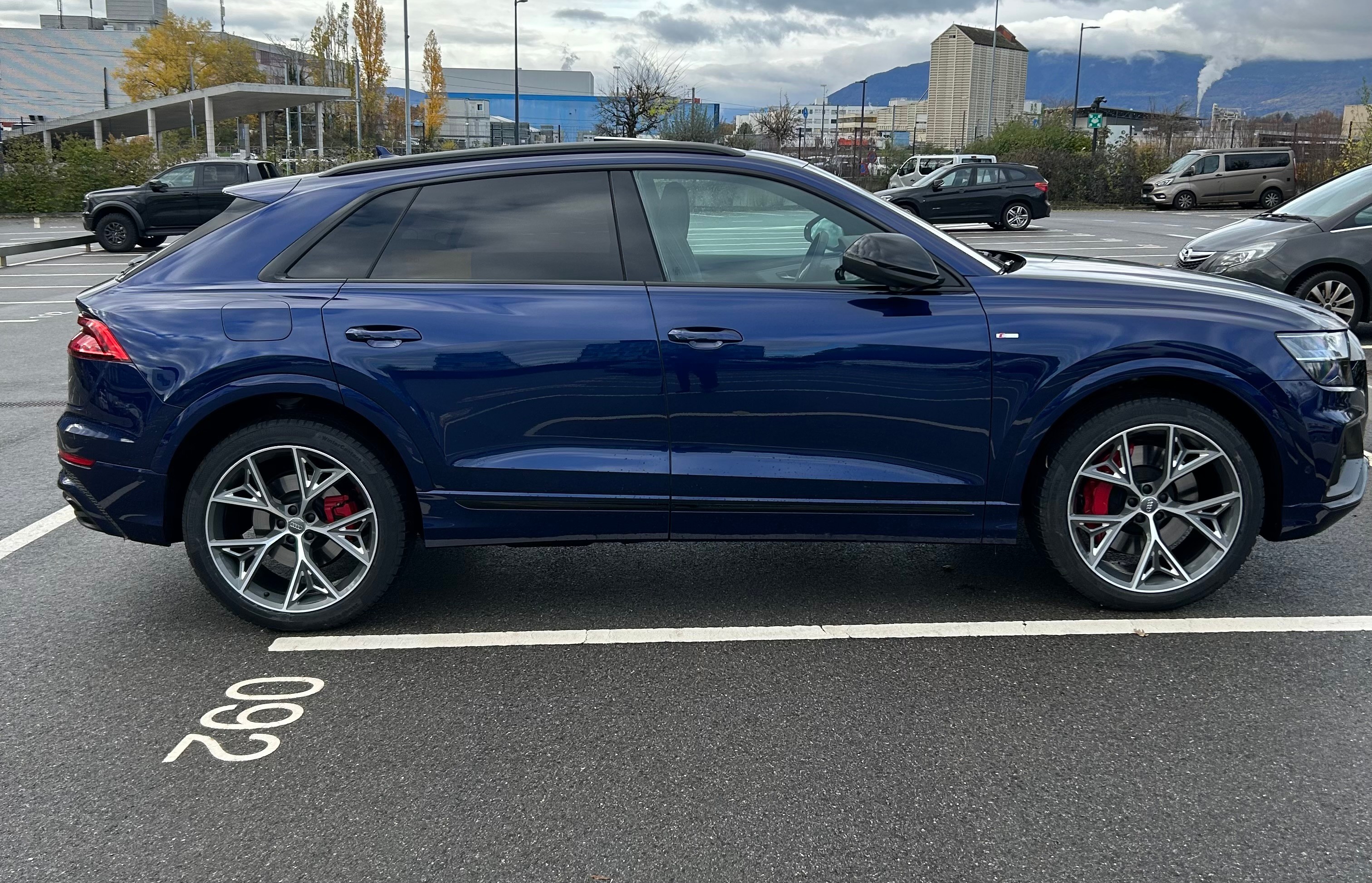 AUDI Q8 60 TFSI e quattro PHEV tiptronic