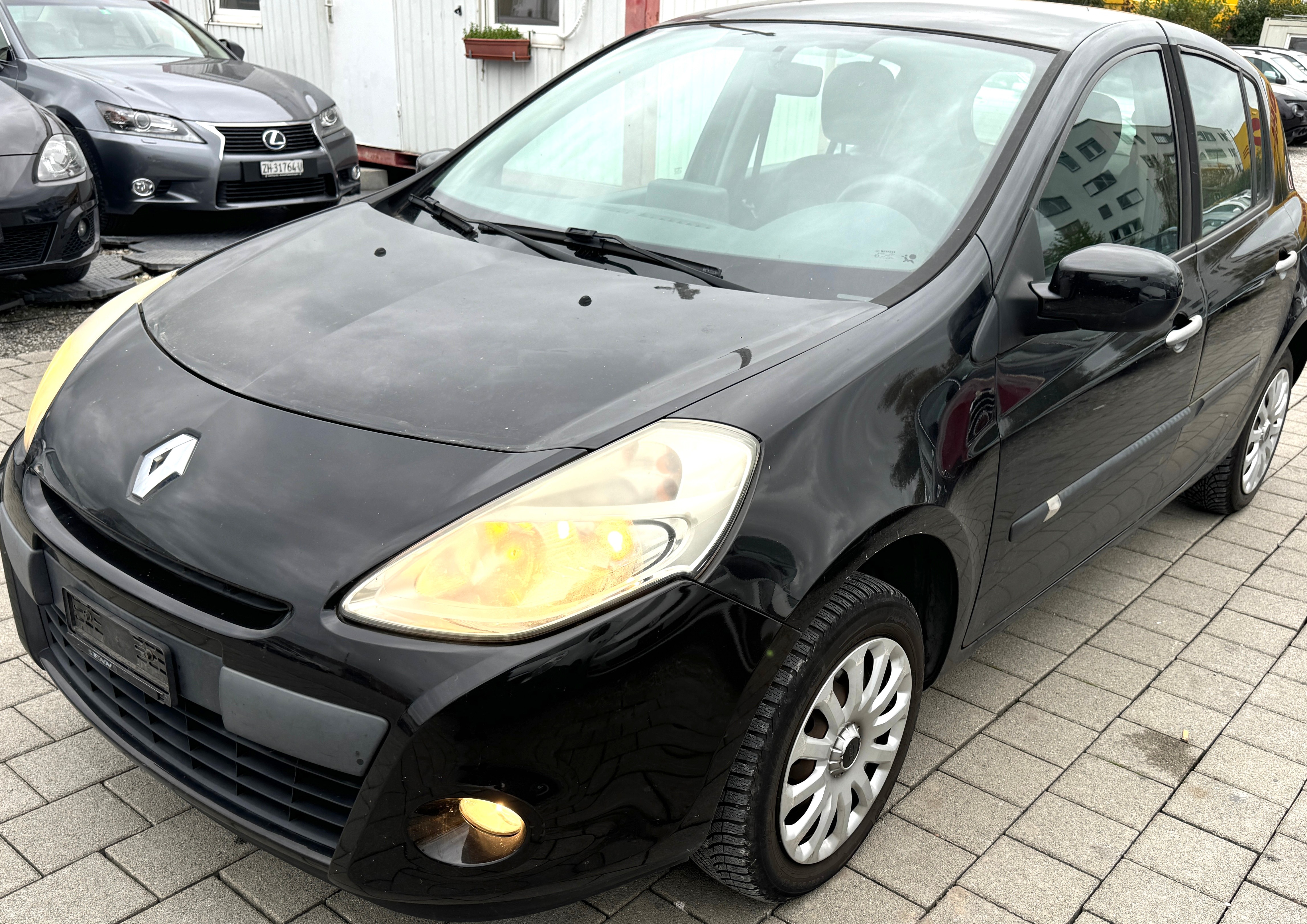 RENAULT Clio 1.2 16V Dynamique (Klima ** Navigation ** BO4)