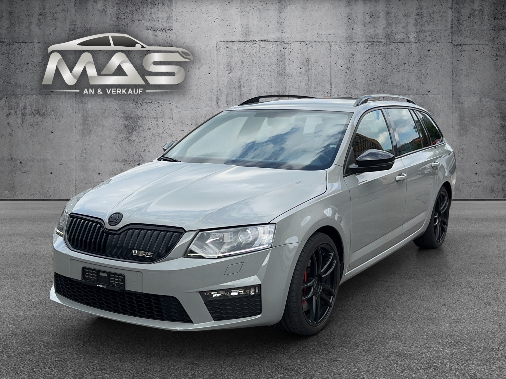 SKODA Octavia Combi 2.0 TSI RS DSG