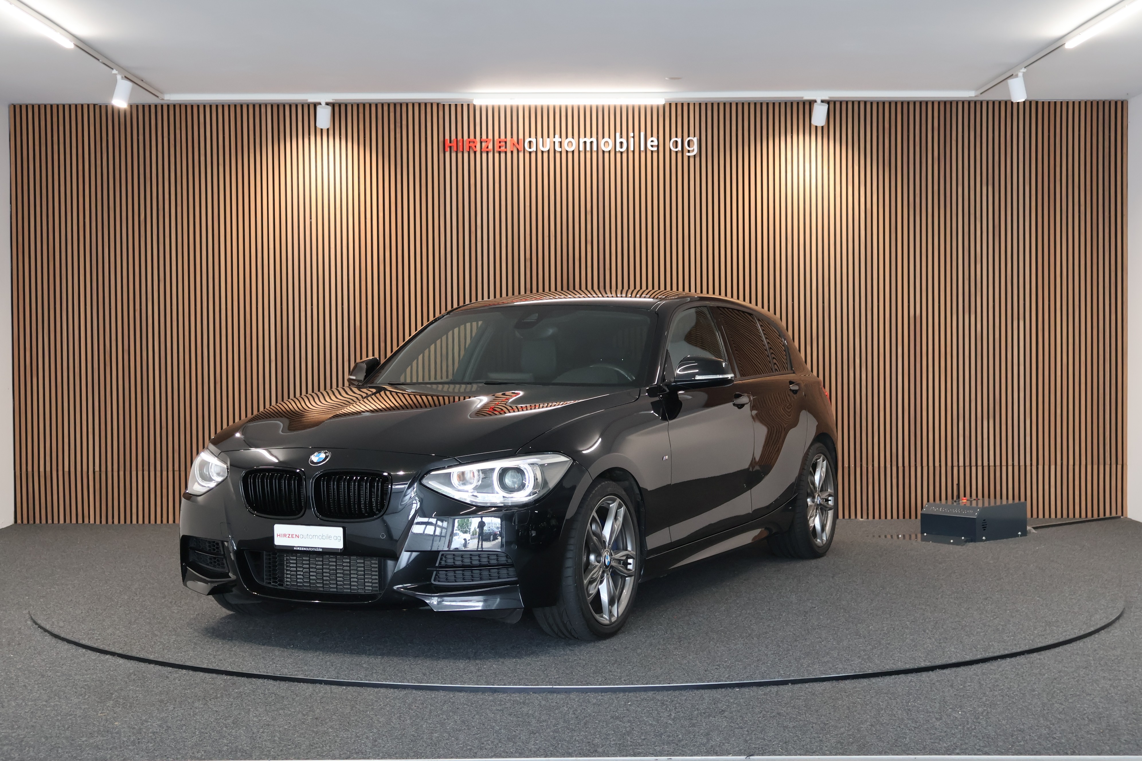 BMW M135i xDrive Steptronic