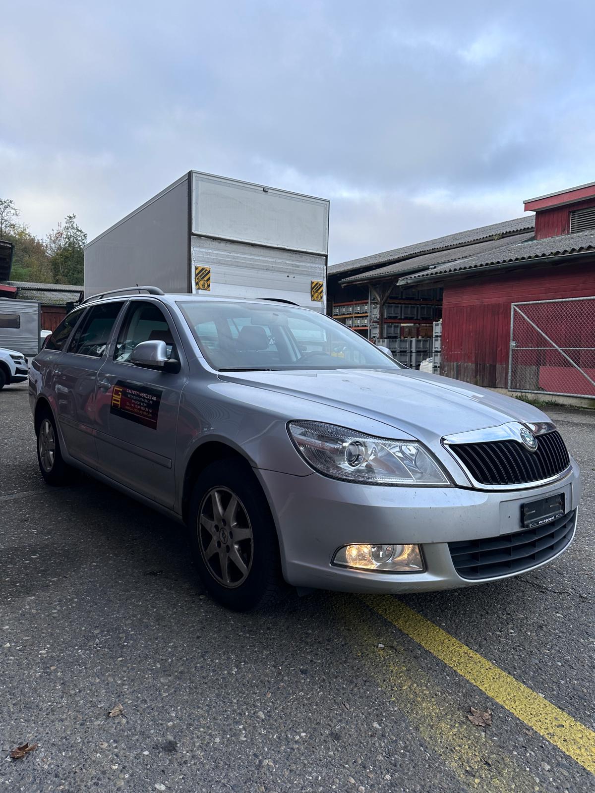 SKODA Octavia Combi 1.4 TSI Ambiente