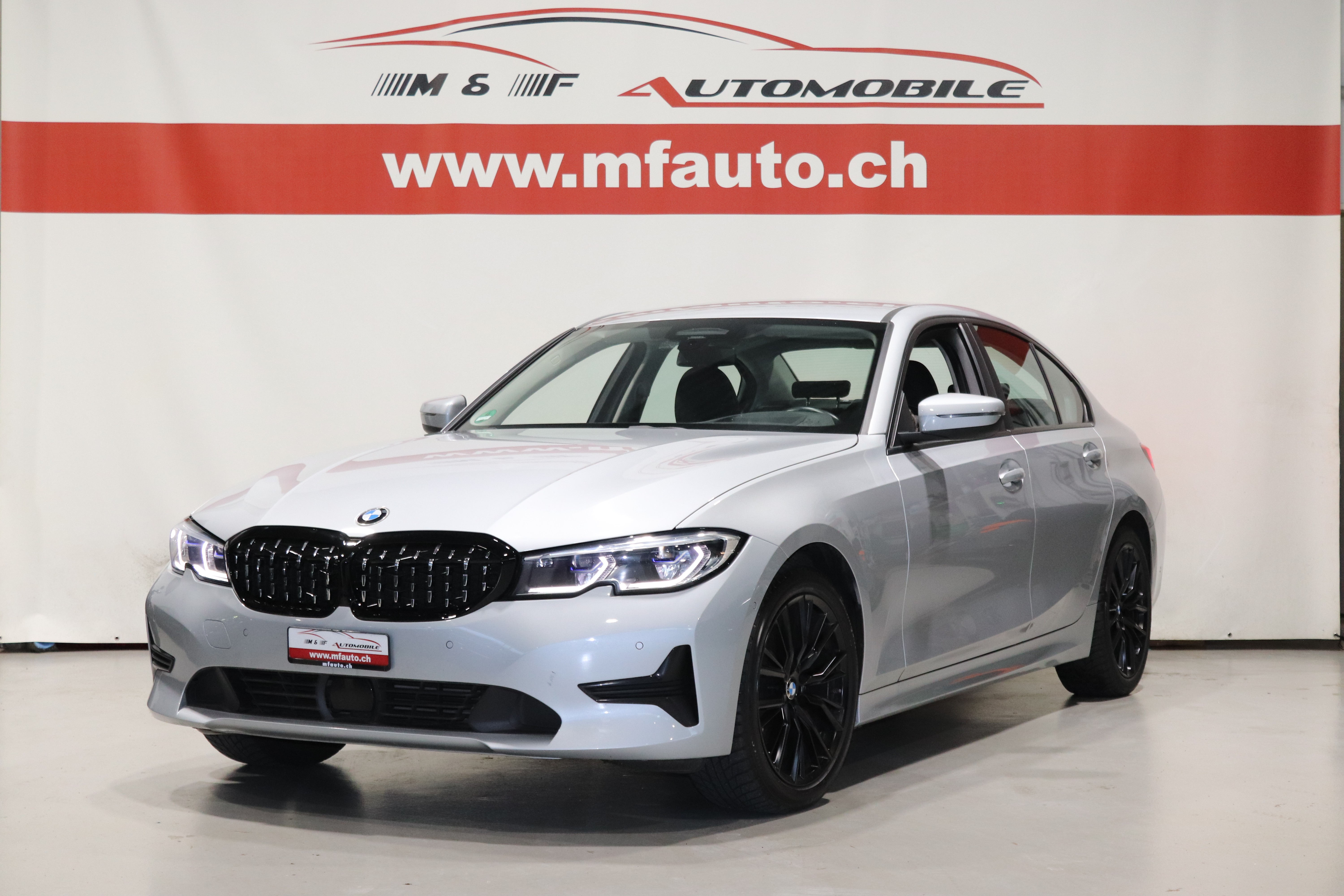 BMW 320d xDrive CH FAHRZEUG