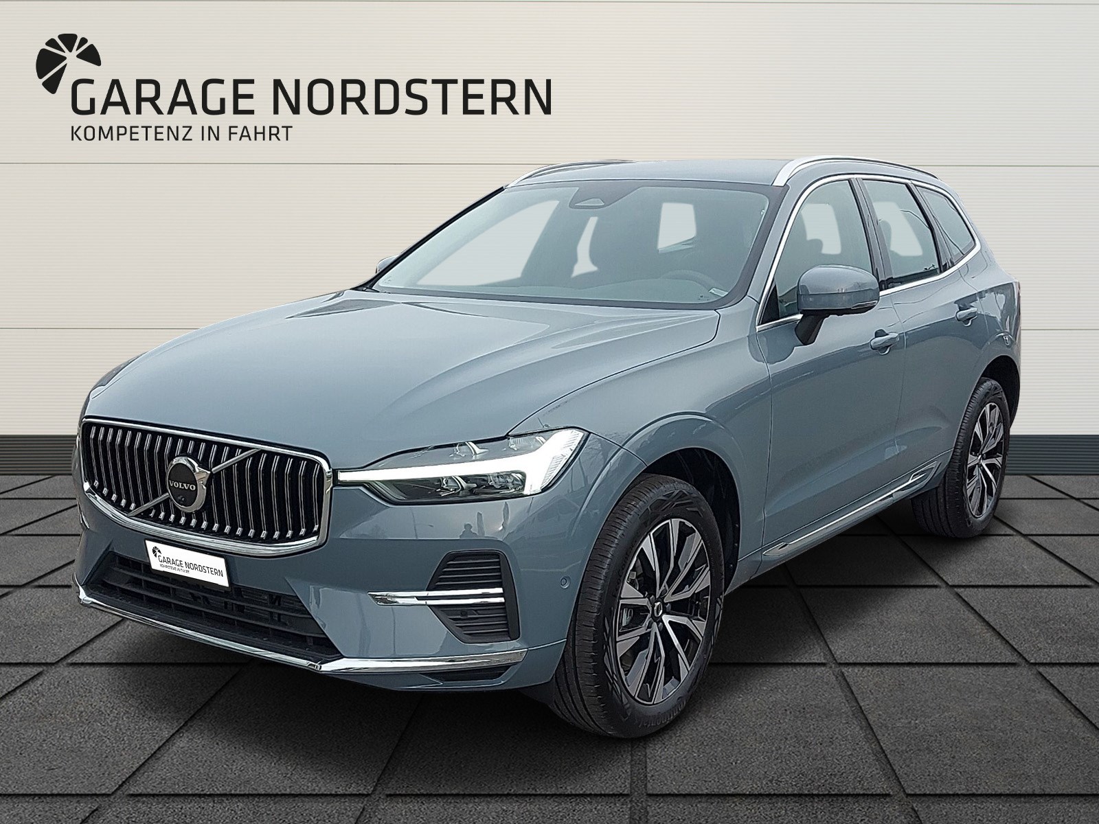 VOLVO XC60 2.0 B5 MH Plus Bright AWD