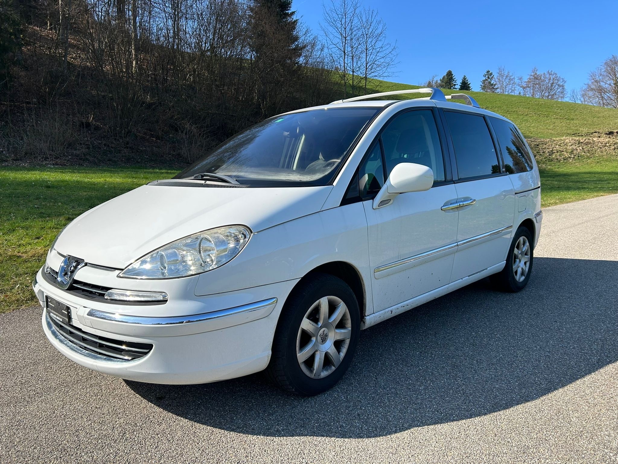 PEUGEOT 807 2.0 16V HDi Family+