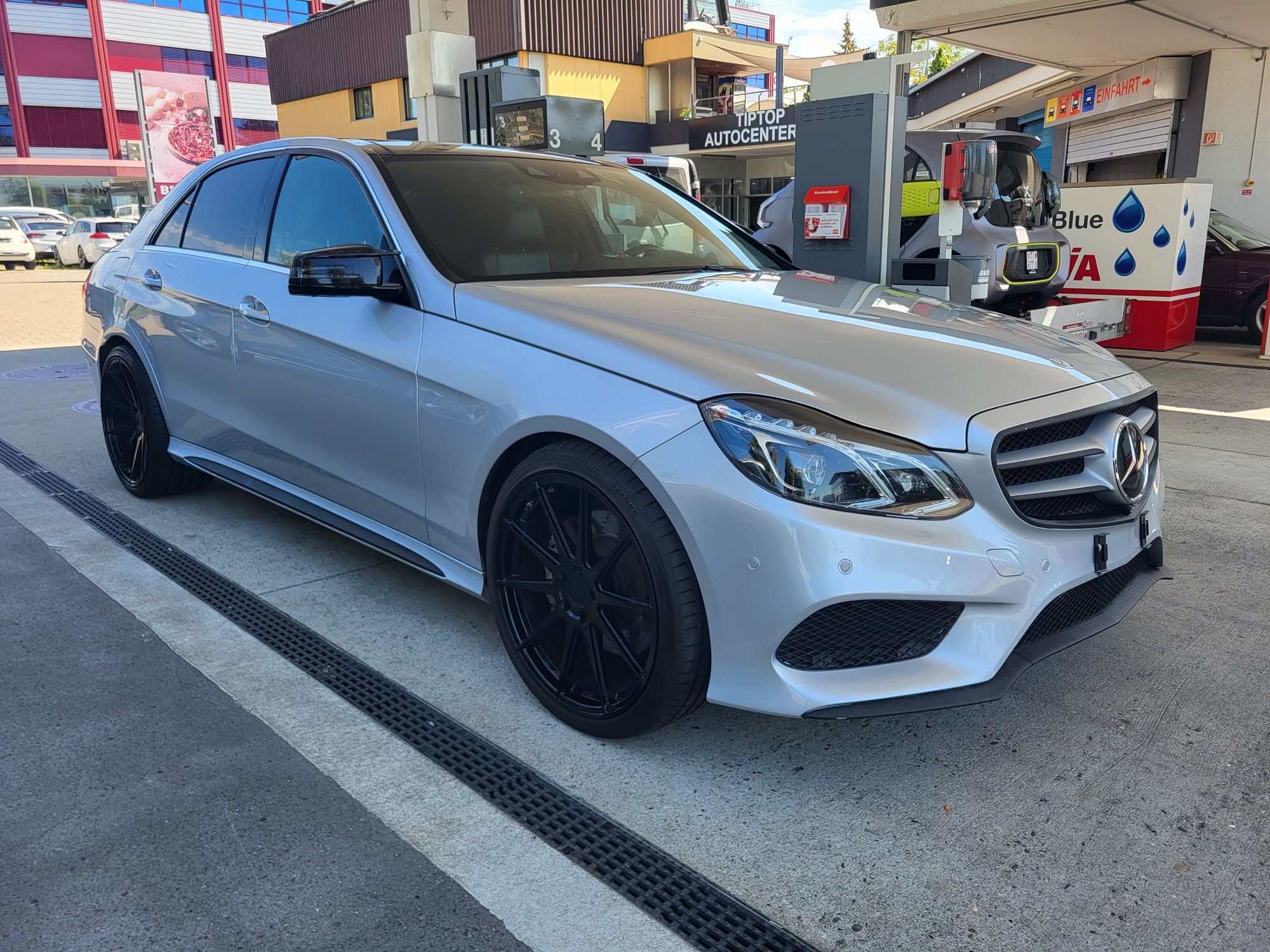 MERCEDES-BENZ E 350 BlueTEC Avantgarde AMG Line 4Matic 7G-Tronic