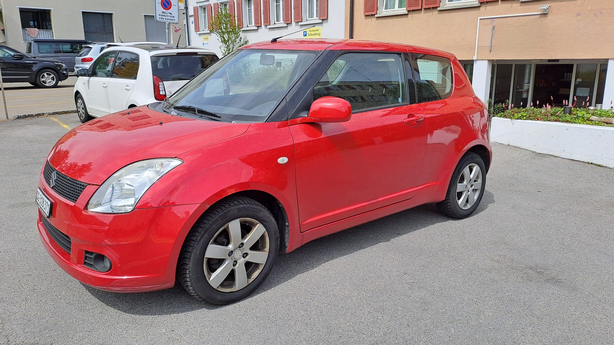 SUZUKI Swift 1.3i 16V GL Top